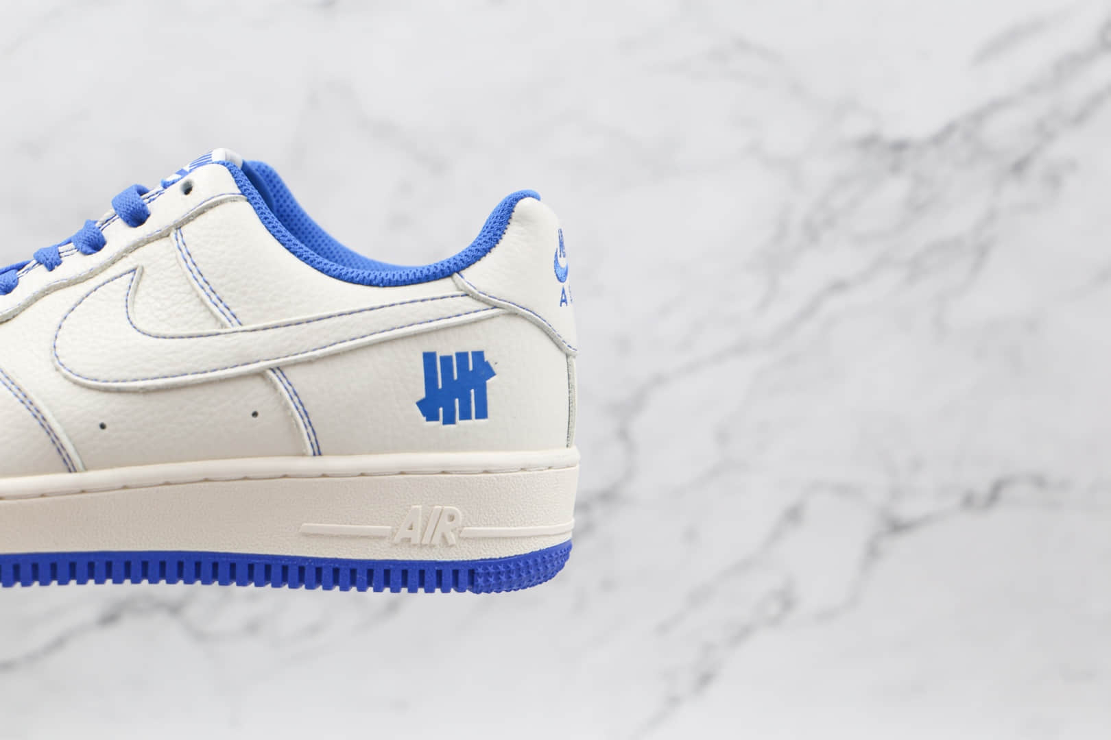 耐克Nike AIR FMRCE 1 LOW Undefeated纯原版本低帮空军一号白蓝缝线板鞋原档案数据开发 货号：UN1570-680