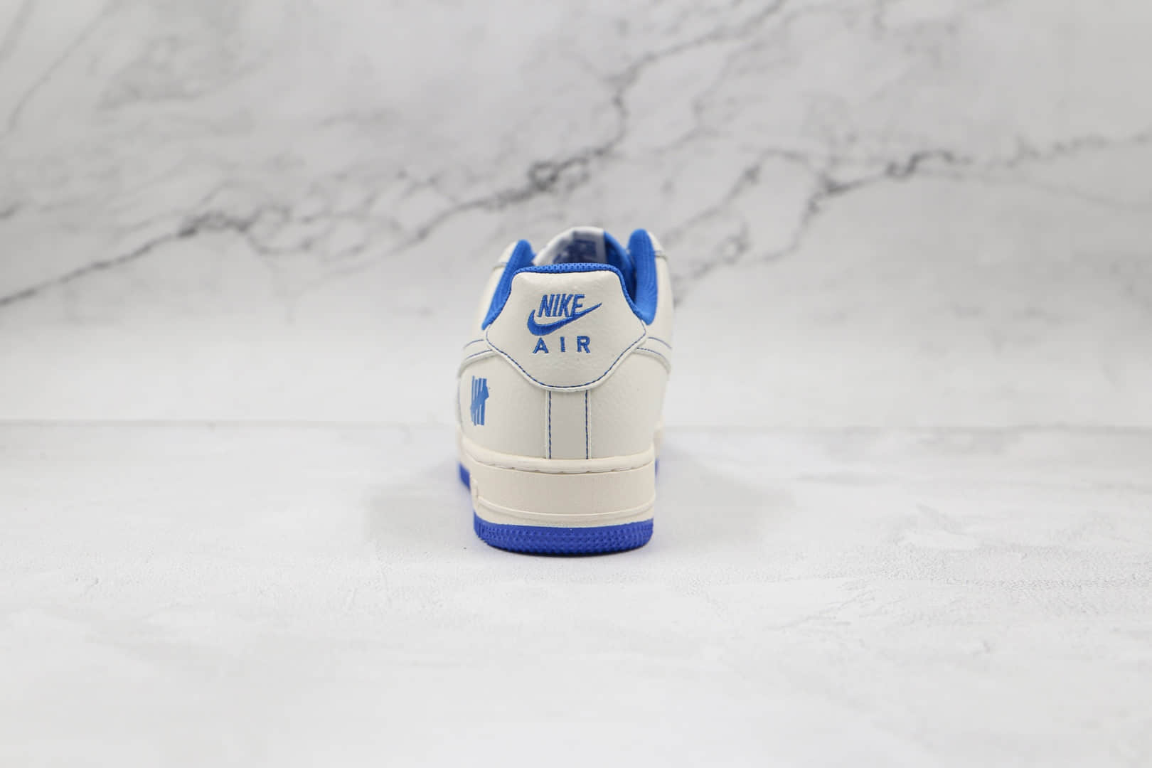 耐克Nike AIR FMRCE 1 LOW Undefeated纯原版本低帮空军一号白蓝缝线板鞋原档案数据开发 货号：UN1570-680