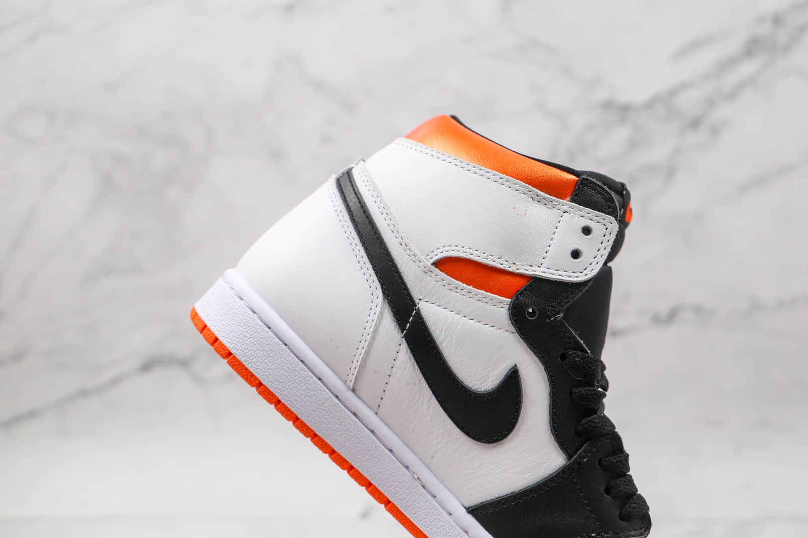 乔丹Air Jordan 1 High OG Black Toe Shattered Backboard纯原版本高帮AJ1白黑橙色扣碎篮球鞋原盒原标 货号:555088-180