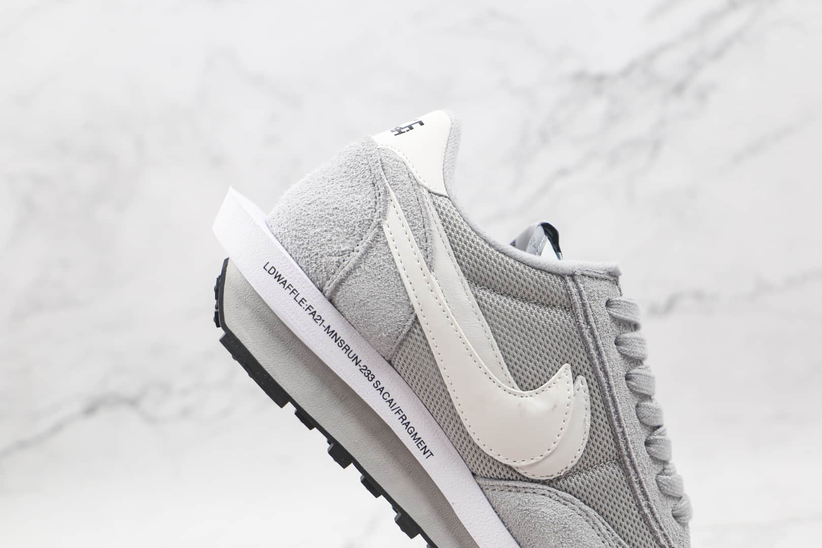 耐克Fragment Design x Sacai x Nike LDV Waffl纯原版本藤原浩闪电联名解构双底华夫跑鞋灰色双钩原底原面 货号:DH2684-001