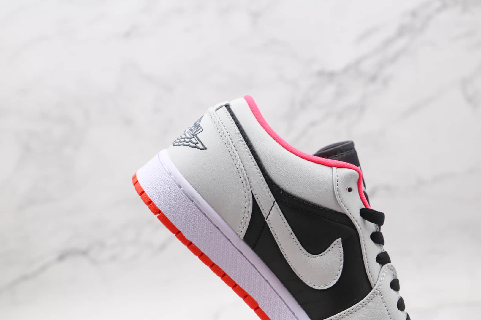 乔丹Air Jordan 1 Low纯原版本低帮AJ1篮球鞋黑灰红色原档案数据开发 货号:553558-022
