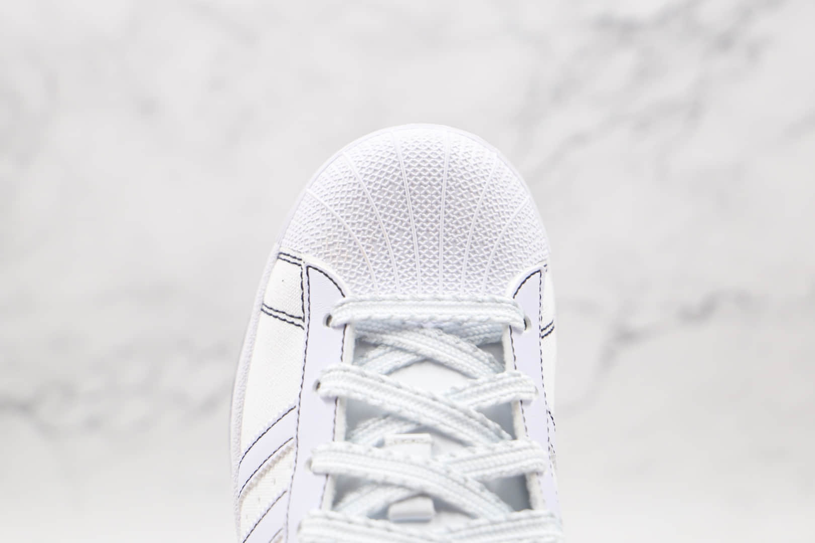 阿迪达斯adidas Originals Superstars纯原版本三叶草贝壳头帆布板鞋白黑缝线区别市面通货 货号:AJ7924