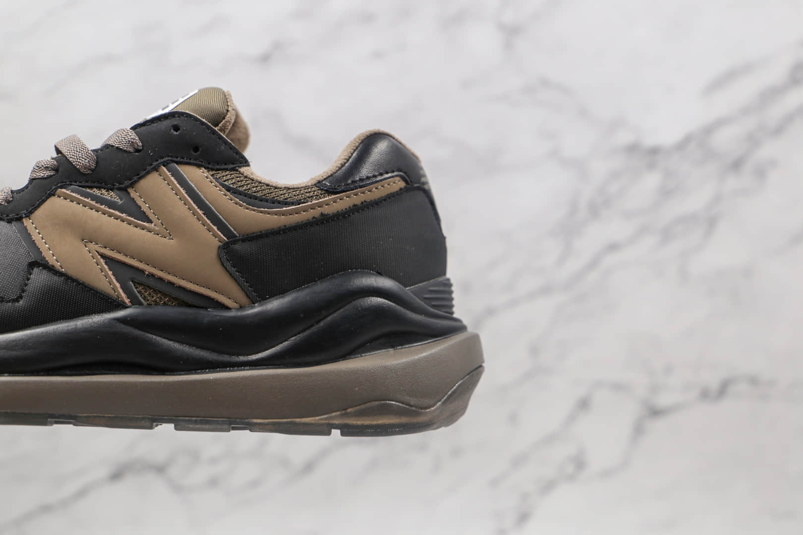 新百伦New Balance 5740纯原版本网面黑棕色NB5740慢跑鞋原楦头纸板打造 货号:M5740NX