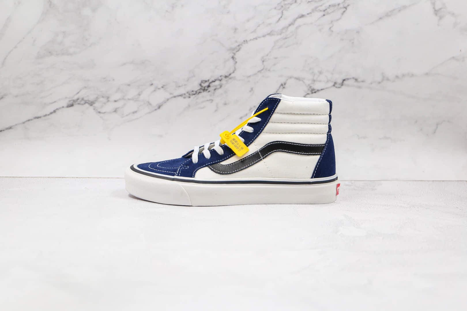 万斯Vans SK8-Hi公司级版本安纳海姆系列拼色高帮硫化板鞋蓝白色工艺硫化一比一 货号:VNOA38GF4UJ