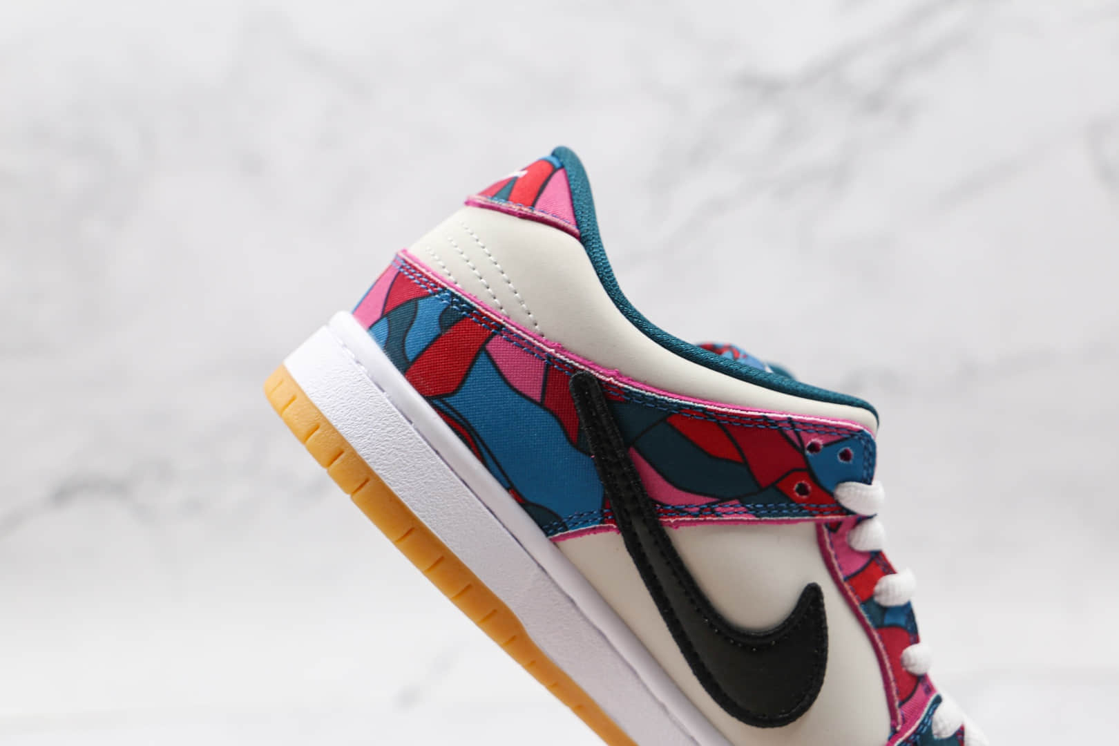耐克Nike SB Zoom Dunk Low x parra联名款纯原版本低帮SB DUNK迷彩涂鸦板鞋内置气垫 货号:DH7695-600