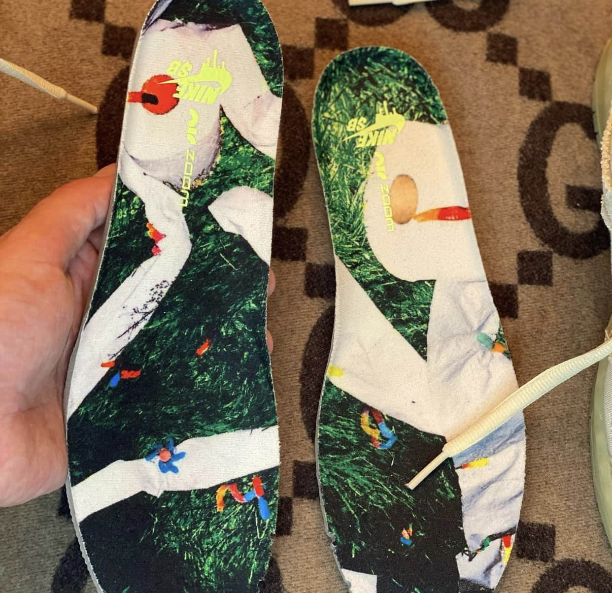 可撕鞋面+夜光设计!全新Nike SB Dunk“木乃伊”十月登场! 货号:DM0774-111