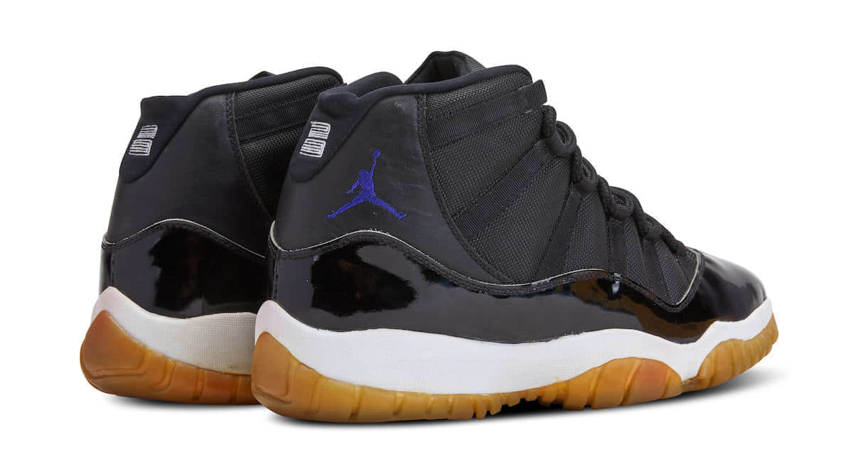 苏富比拍卖行惊现乔丹亲签大灌篮 AJ11!这双AJ真的买不起!
