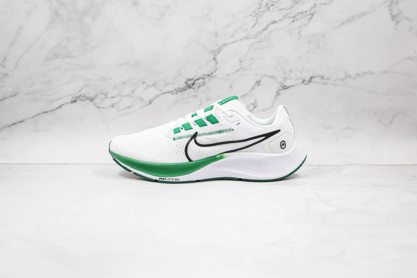 耐克Nike Air Zoom Pegasus 38纯原版本登月38代白绿色慢跑鞋原楦头纸板打造 货号:DH4252-100