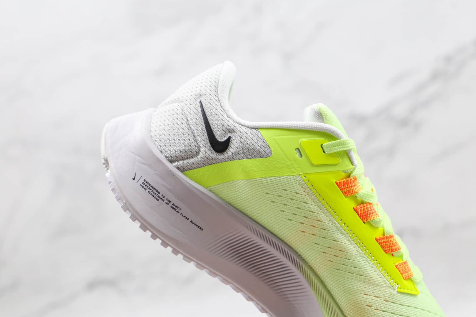 耐克Nike Air Zoom Pegasus 38纯原版本登月38代绿色黑钩慢跑鞋原档案数据开发 货号：DA6678-700