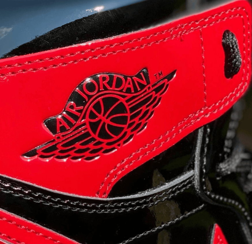 全新黑红漆皮AJ1“Bred Patent”实物曝光!酷炫十足! 货号:555088-063