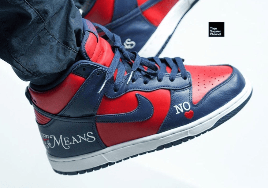 红蓝Supreme x Nike SB Dunk上脚图释出!你会入手吗?