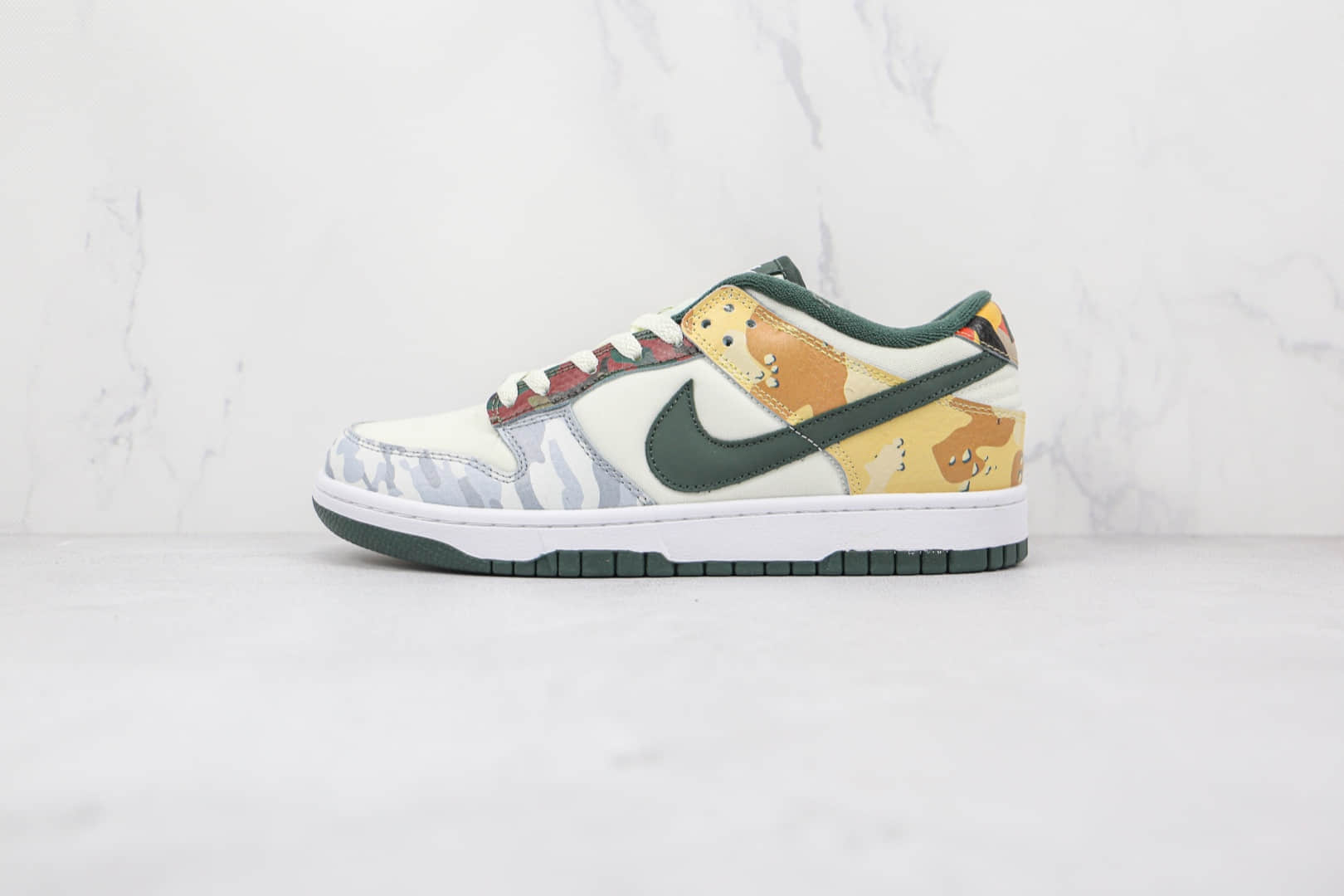 耐克Nike SB Dunk LOW PRO纯原版本低帮SB DUNK迷彩鸳鸯板鞋原楦头纸板打造 货号：DB1909-100