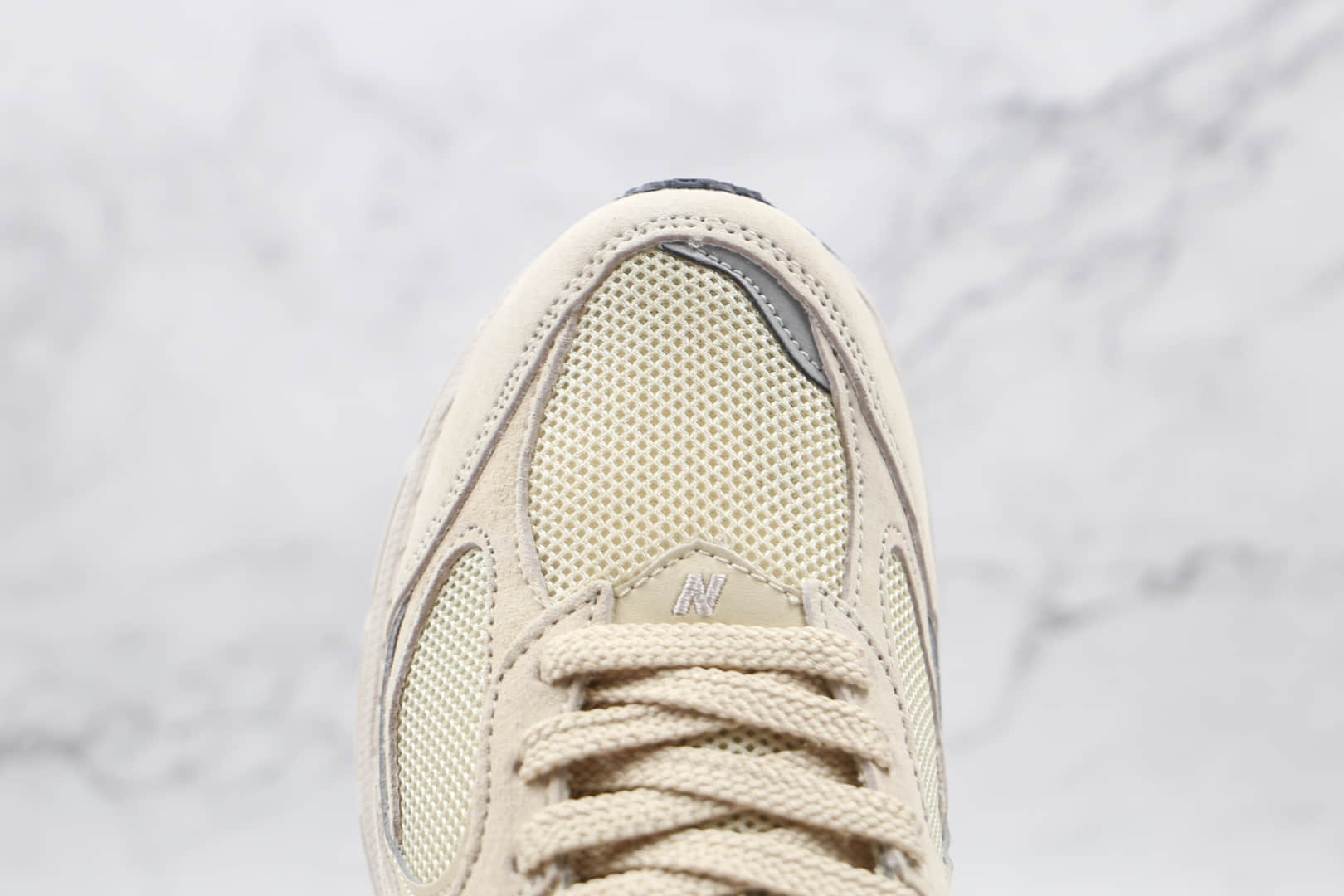 新百伦New balance 2002纯原版本复古老爹鞋NB2002浅米黄慢跑鞋原楦头纸板打造 货号:ML2002RE