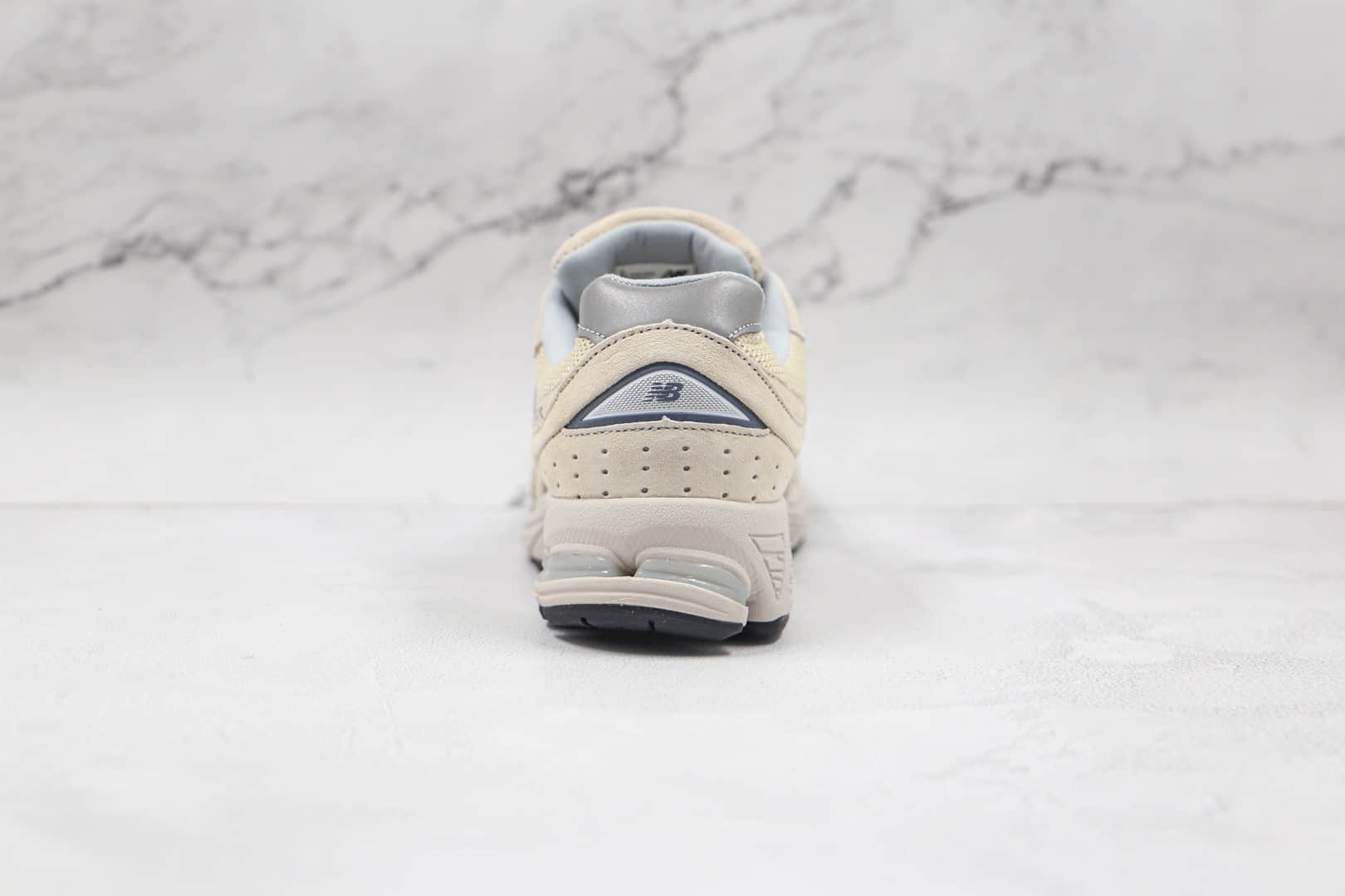 新百伦New balance 2002纯原版本复古老爹鞋NB2002浅米黄慢跑鞋原楦头纸板打造 货号:ML2002RE