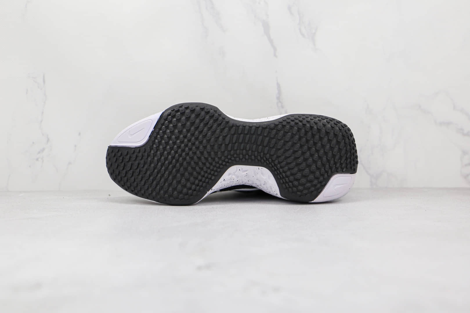 耐克Nike ZoomX Invincible Run FK纯原版本透气编织黑白色慢跑鞋原盒原标 货号:CT2229-103