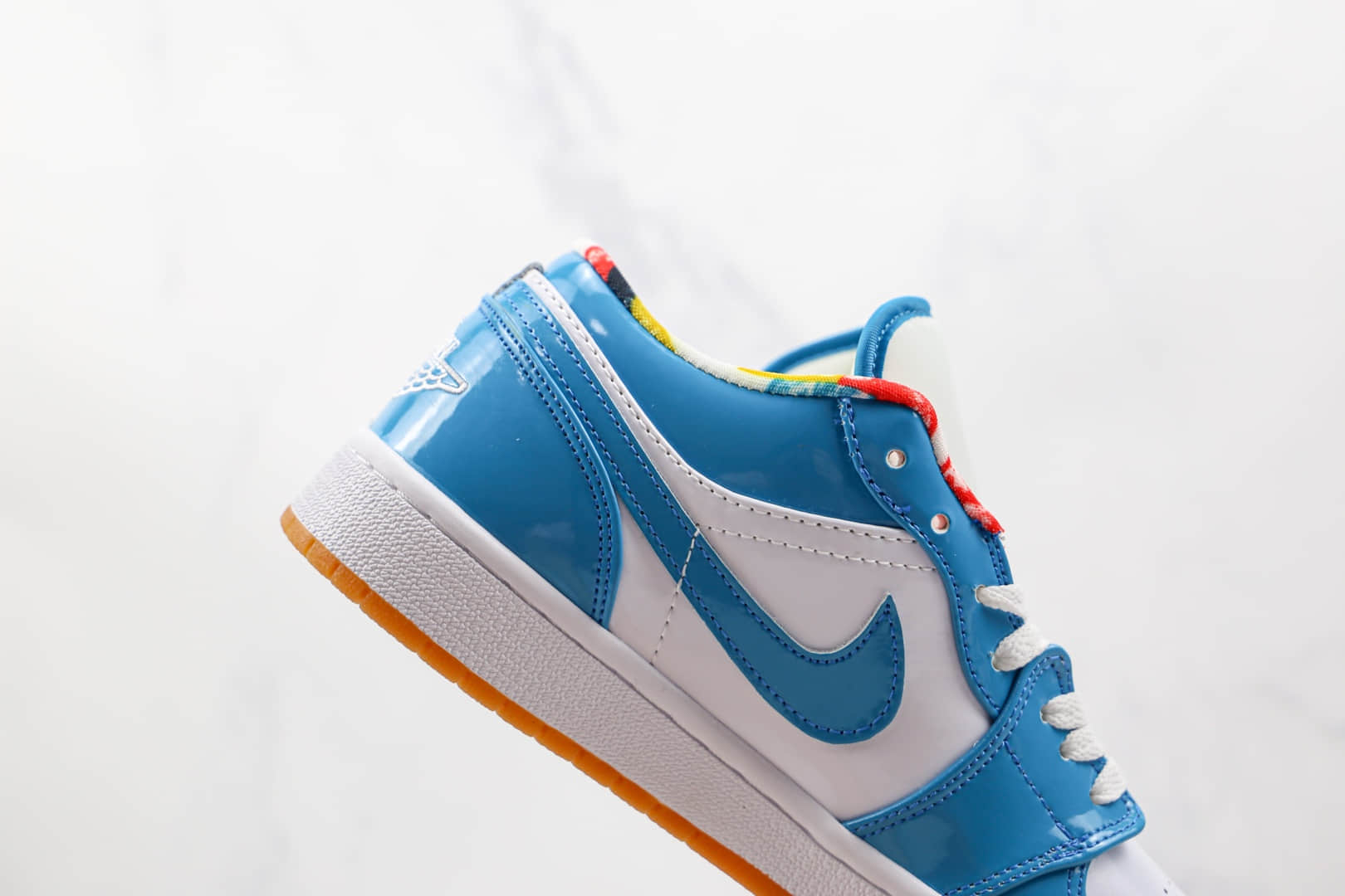 乔丹Air Jordan 1 Low纯原版本低帮AJ1蓝色漆皮板鞋原楦头纸板打造 货号:DC6991-400