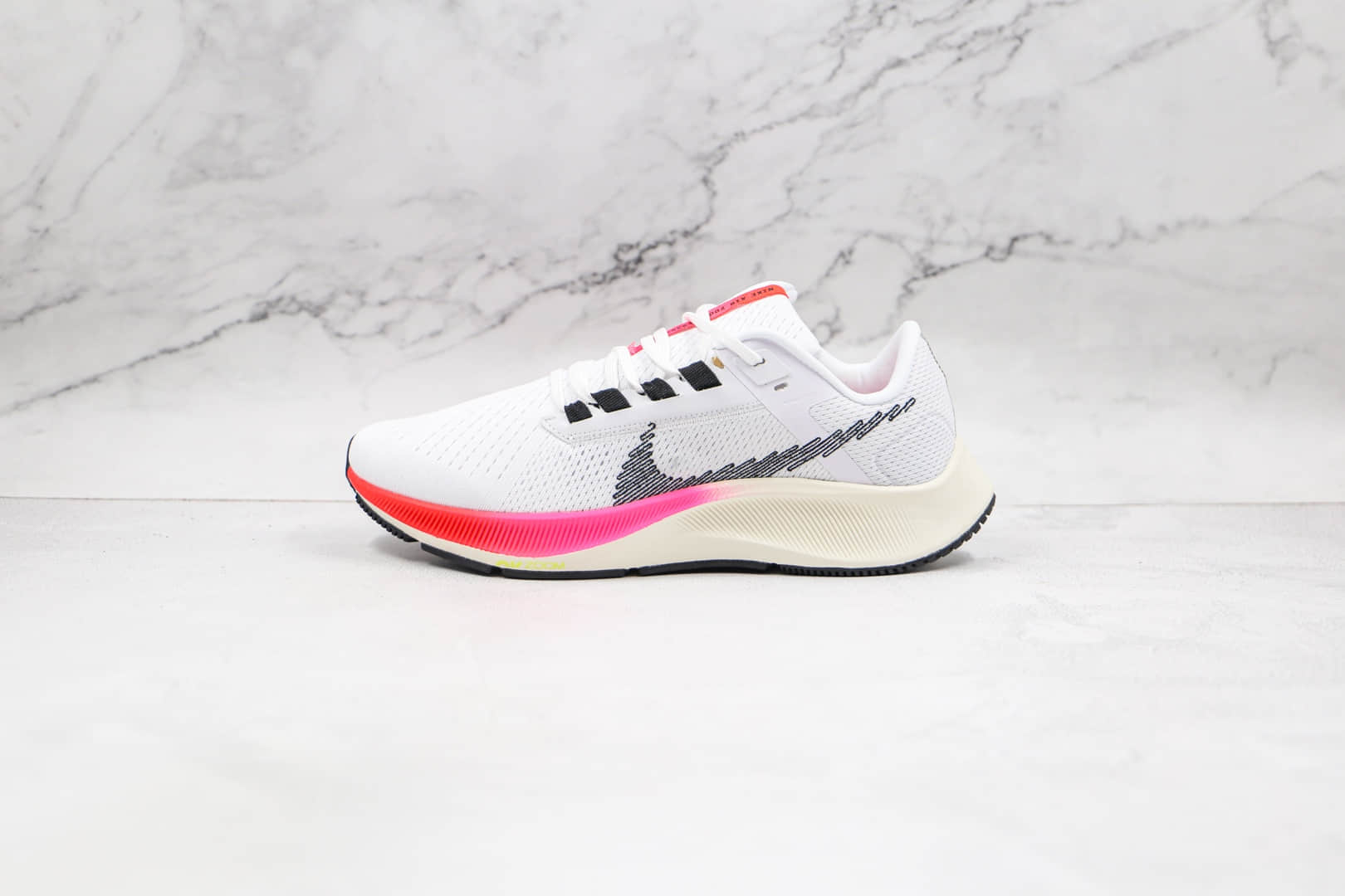 耐克Nike Air Zoom Pegasus 38纯原版本登月38代白粉色线条钩慢跑鞋原鞋开模 货号：DJ5397-100