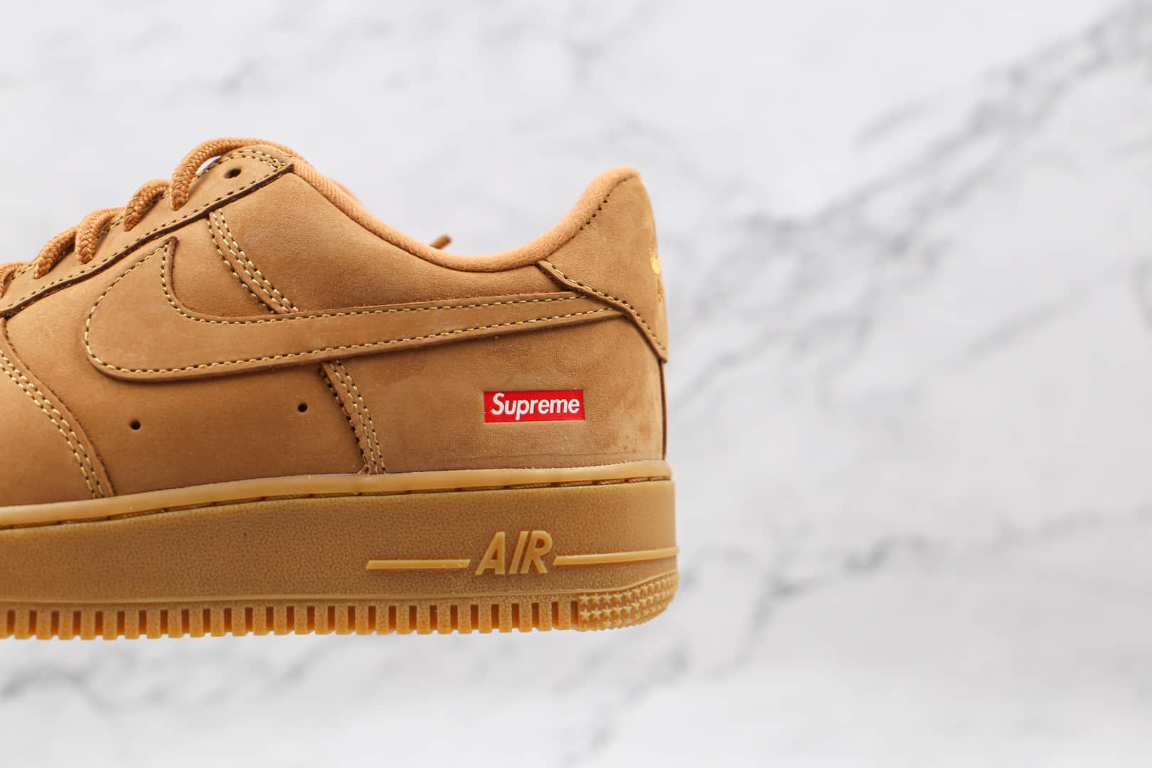 耐克Nike Air Force 1 Low Flax x Supreme联名款纯原版本低帮空军一号小麦色板鞋内置气垫 货号：DN1555-200