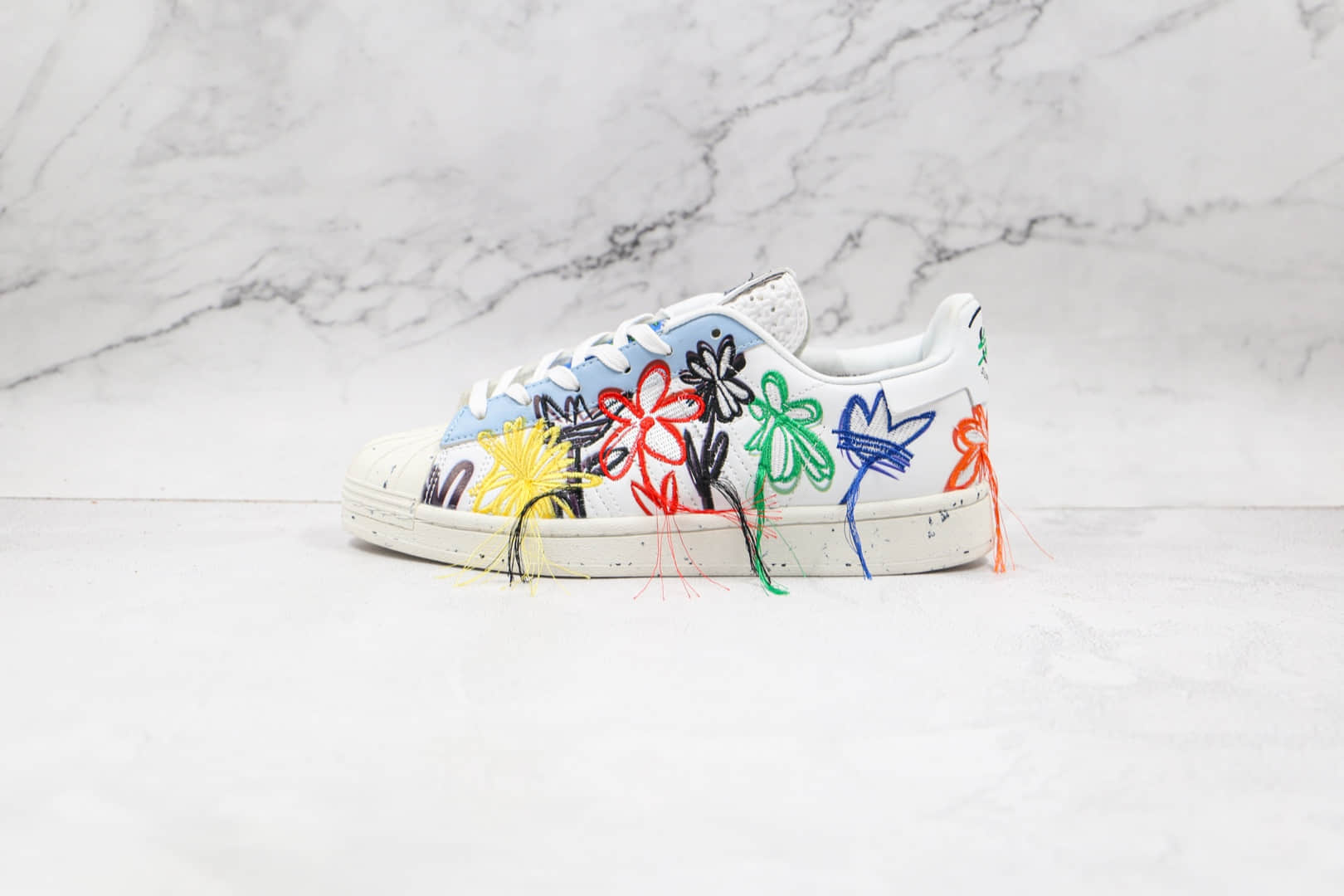 阿迪达斯Adidas Originals x Sean Wotherspoon联名款纯原版本贝壳头刺绣毛边五彩花朵流苏花卉小花板鞋原楦头纸板打造 货号:FZ4724