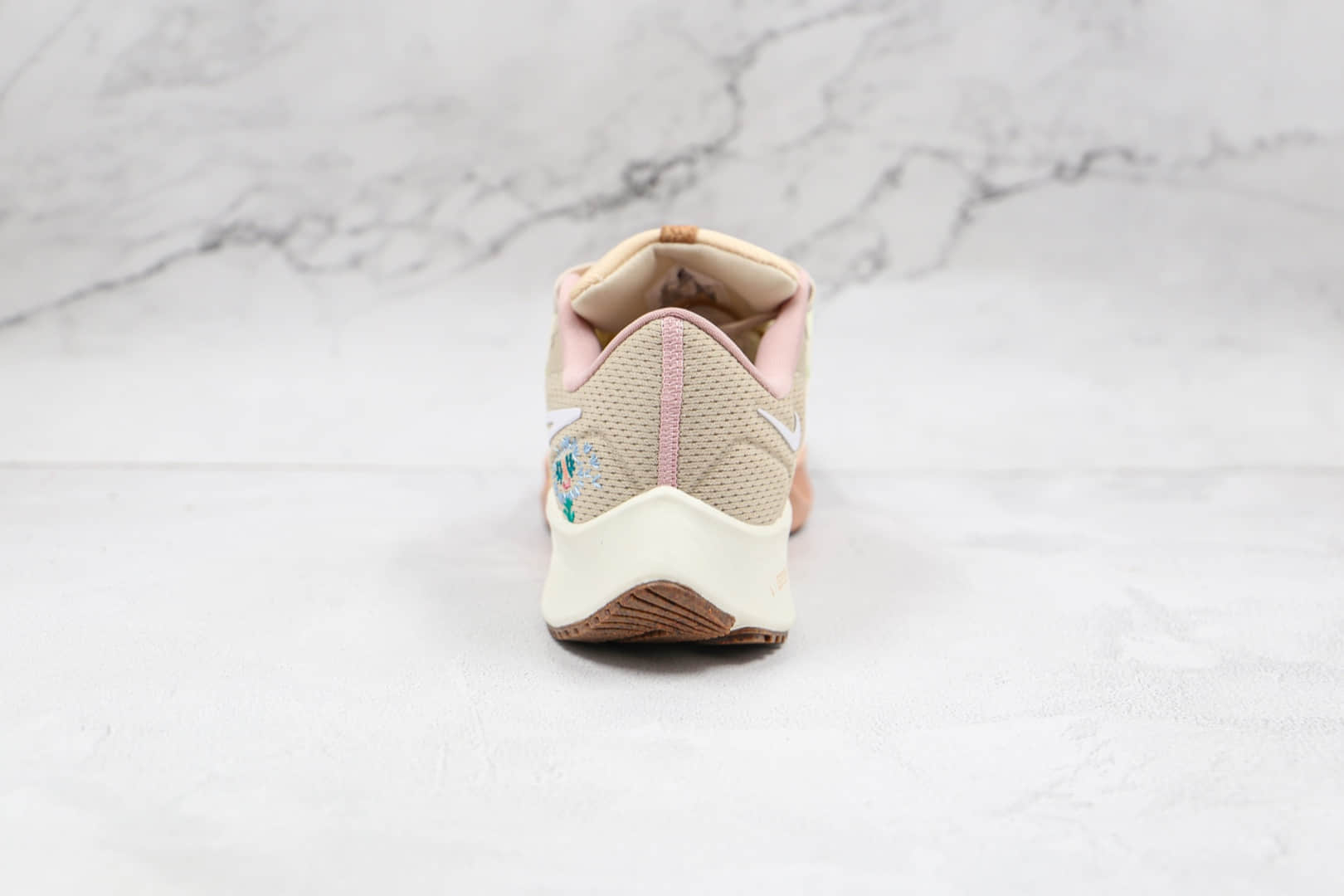 耐克Nike Air Zoom Pegasus 38纯原版本登月38代米灰色慢跑鞋原楦头纸板打造 货号:DM7195-211