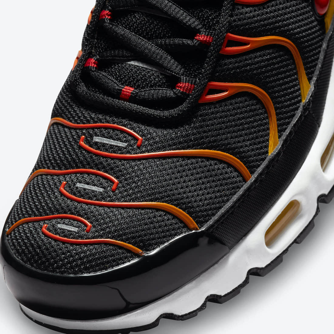 日落配色!复古跑鞋Nike Air Max Plus新配色曝光! 货号:DC6094-001