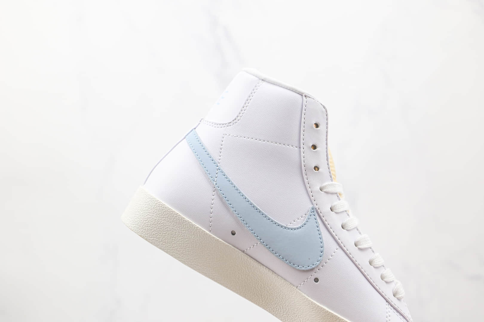 耐克NIKE Blazer MID‘77 VNTG纯原版本高帮开拓者白蓝色板鞋原楦头纸板打造 货号:BQ6806-109