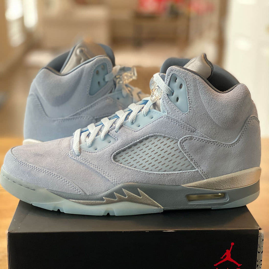 清新冰蓝装扮!AJ5 WMNS “蓝鸟”再曝最新实物图! 货号:DD9336-400