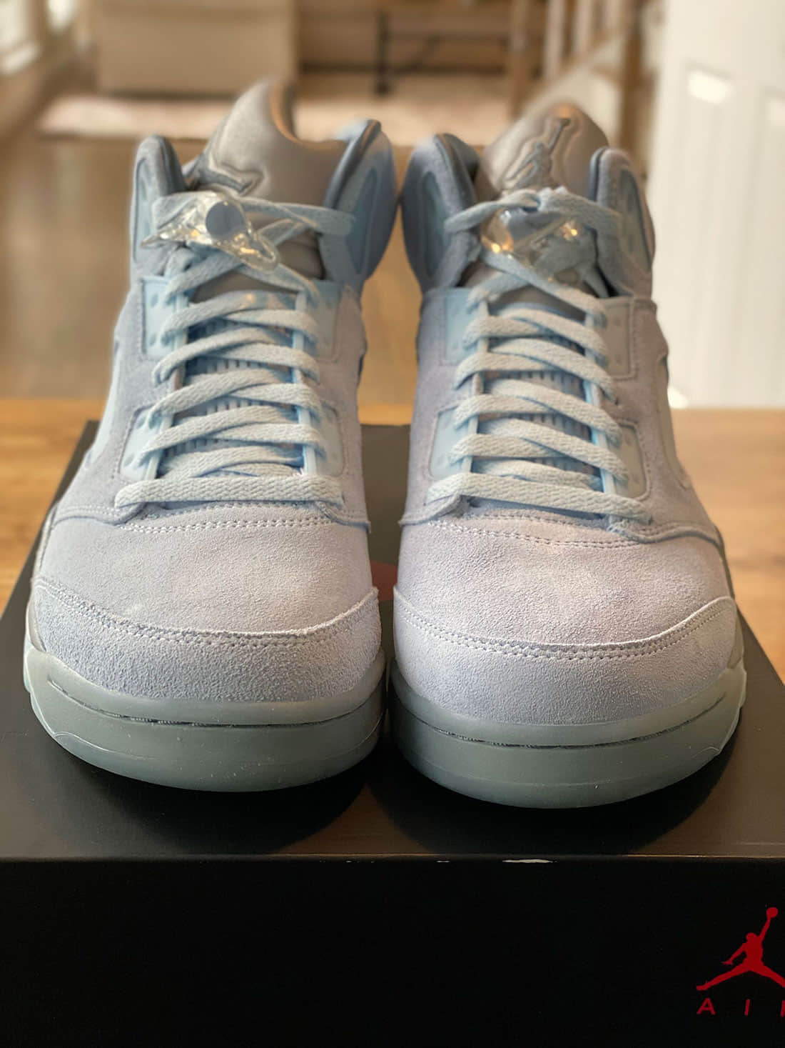 清新冰蓝装扮!AJ5 WMNS “蓝鸟”再曝最新实物图! 货号:DD9336-400