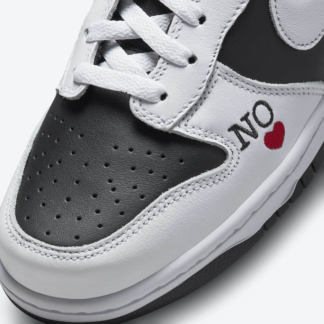 Supreme x Nike SB Dunk官图释出!发售不远了! 货号:DN3741-002