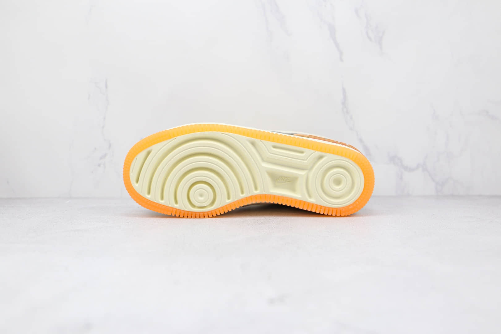 耐克Nike AIR FMRCE 1 SHADOW纯原版本低帮空军一号马卡龙白卡其色板鞋内置气垫 货号：DM8157-700