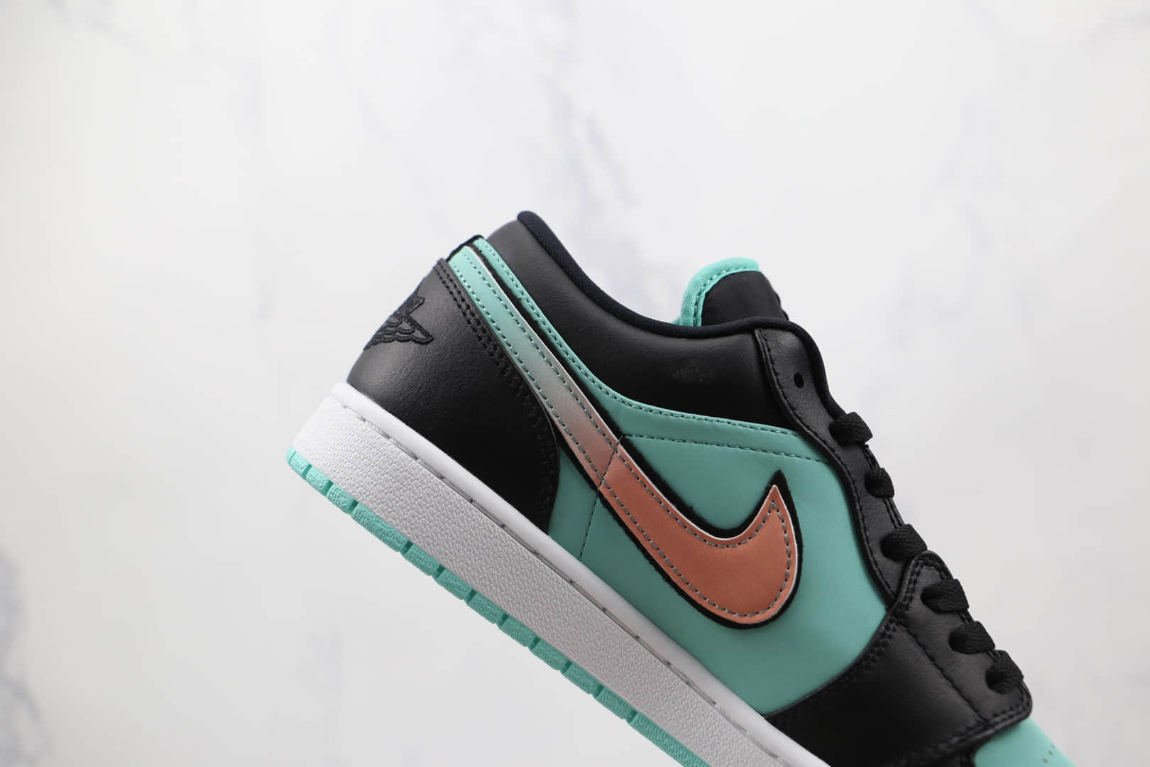 乔丹Air Jordan 1 Low SE Tropical Twist纯原版本低帮AJ1黑蒂芙尼绿渐变色钩板鞋原楦头纸板打造 货号：CK3022-301