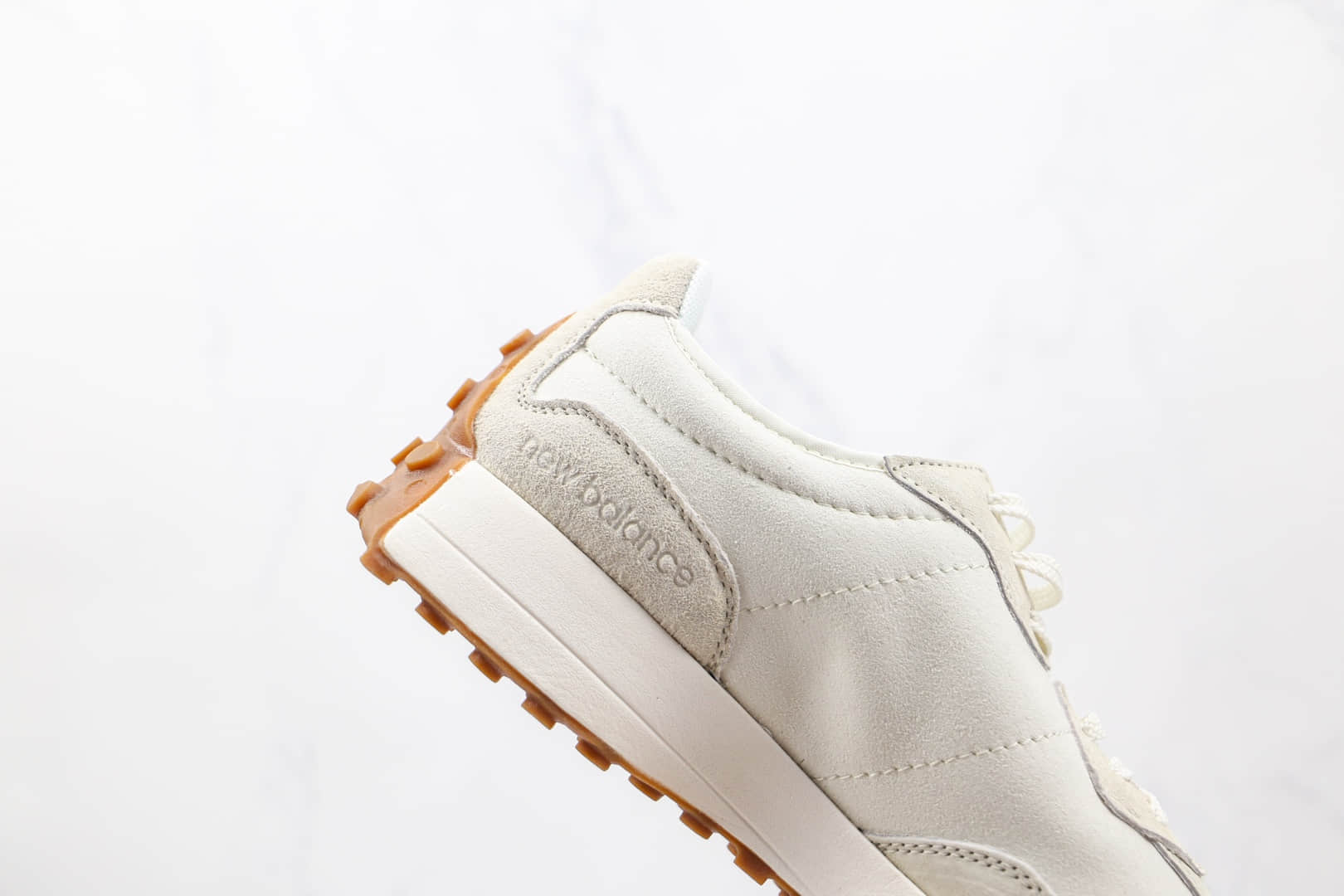 新百伦New Balance 327纯原版本皮面米白褐色NB327老爹鞋原楦头纸板打造 货号:WS327SA