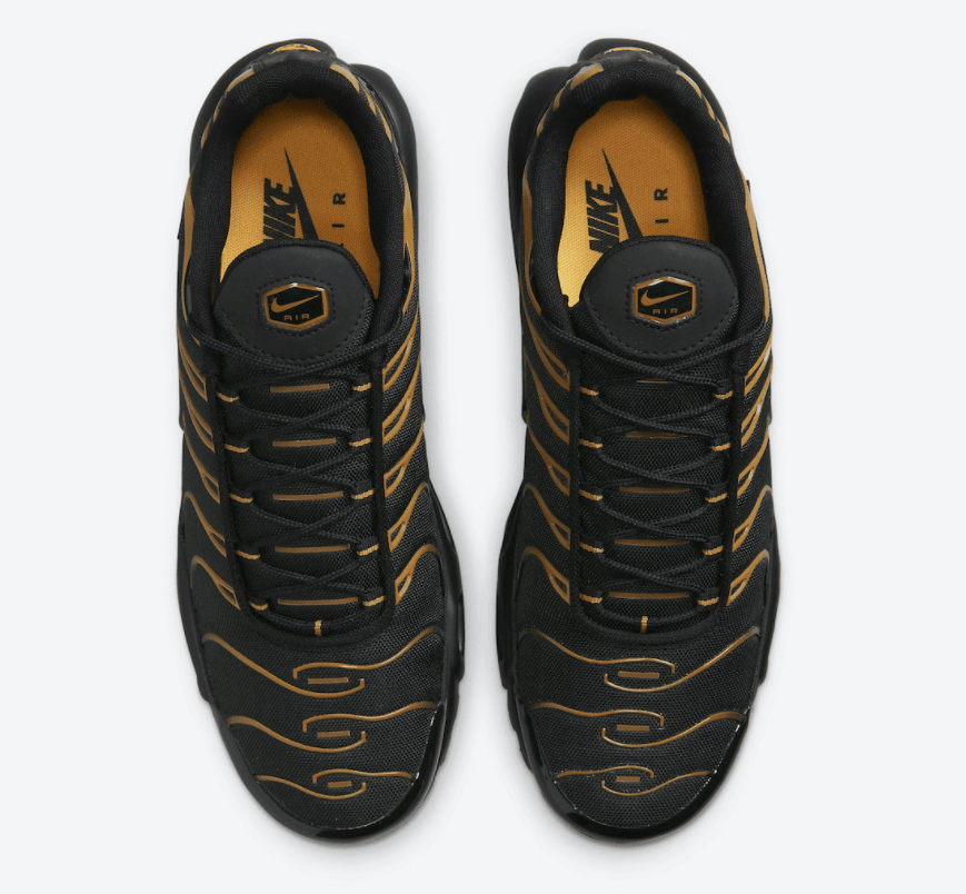 耐克经典复古跑鞋Air Max Plus新配色曝光! 货号:DO6700-001