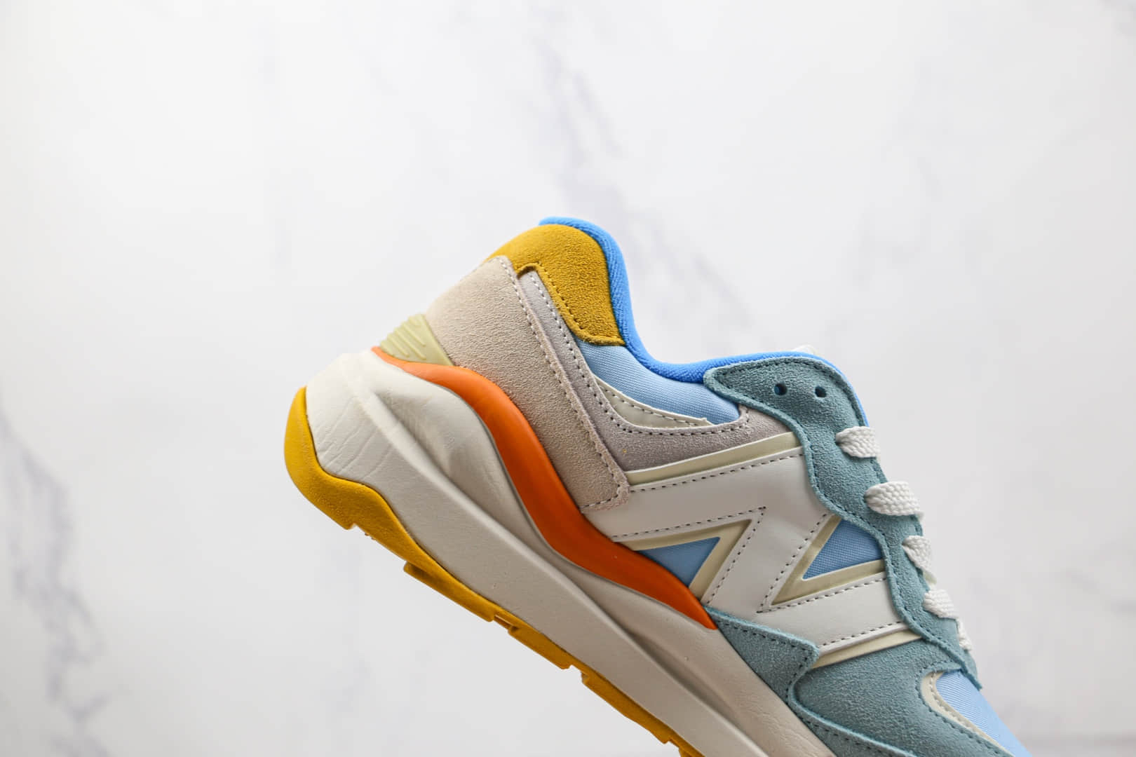 新百伦New Balance 5740纯原版本网面米蓝黄彩色拼接复古老爹鞋原鞋开模一比一打造 货号:W5740PG1
