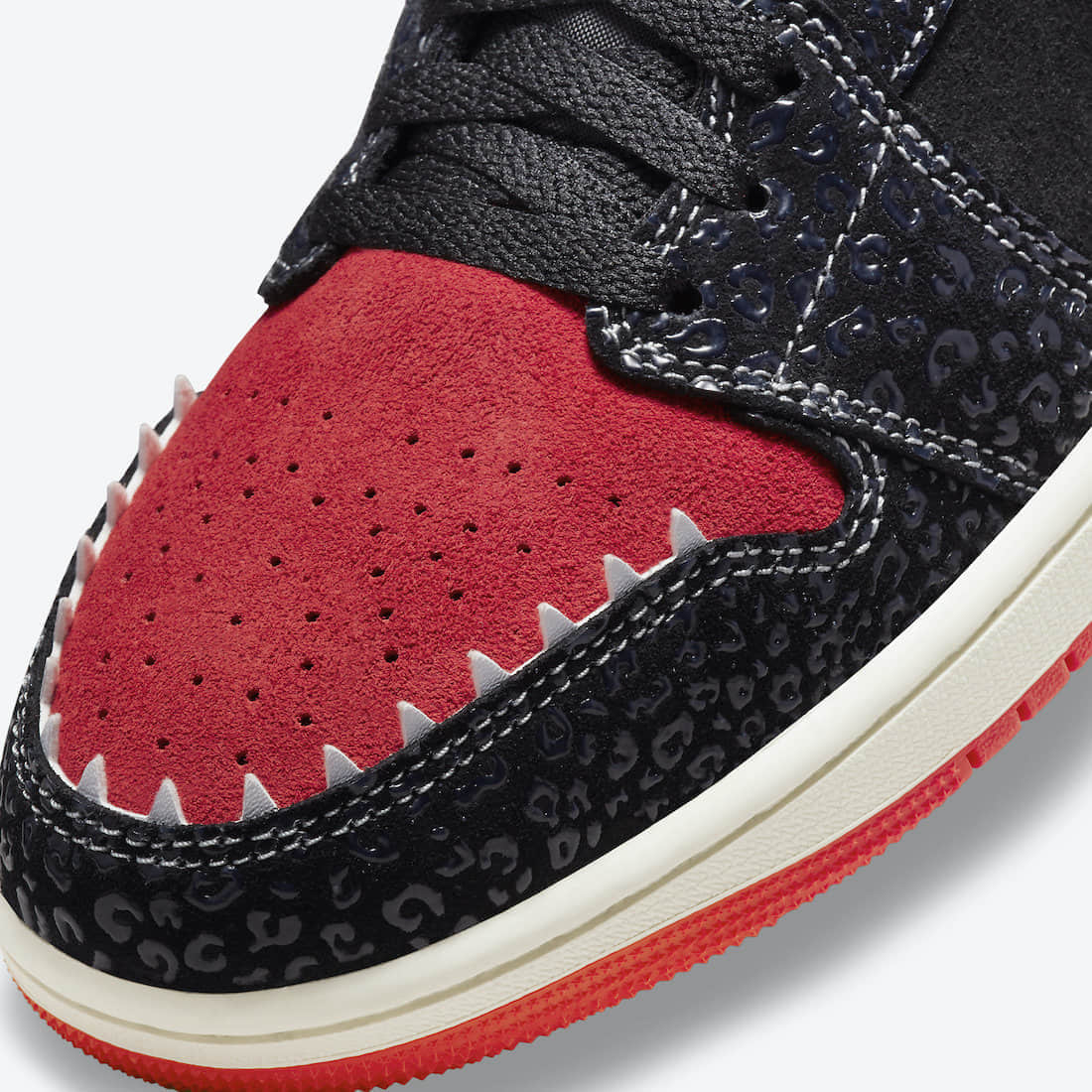 “亡灵节”主题!全新AJ1 Mid官图释出! 货号:DN4904-001