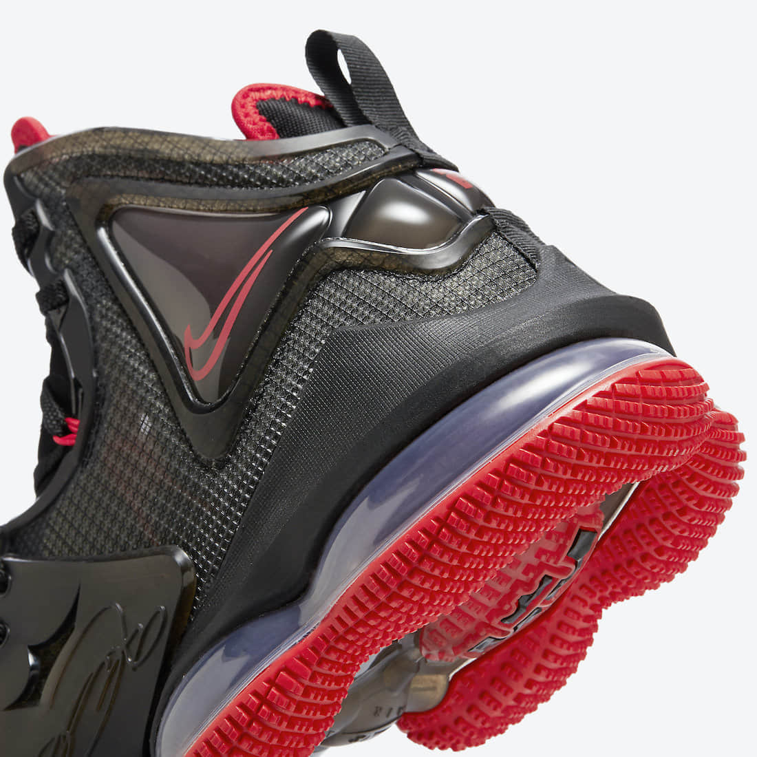詹姆斯最新战靴!全新黑红 LeBron 19官图释出! 货号:DC9340-001