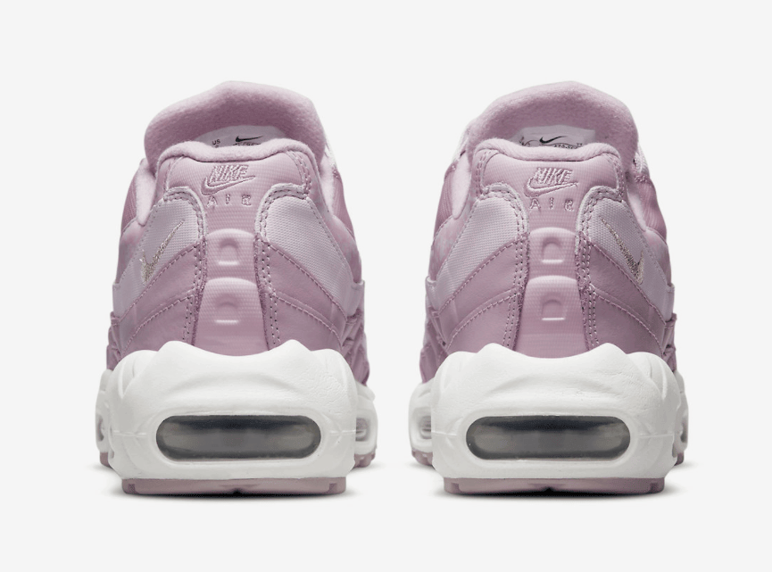 粉红迷彩!耐克复古跑鞋Air Max 95新配色曝光! 货号:DC9474-500
