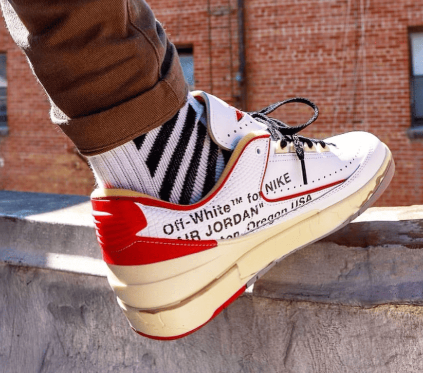 OW x AJ2白红释出最新上脚图!下月登场! 货号:DJ4375-106