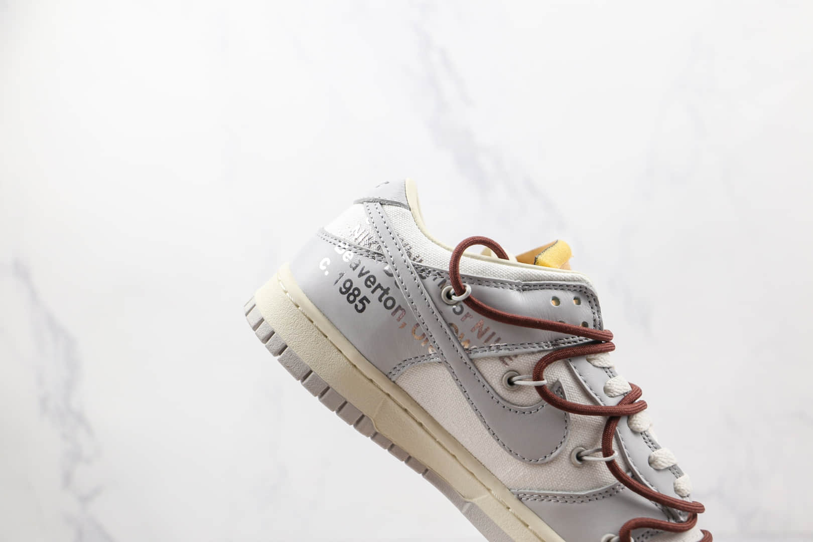 耐克Nike Dunk Low 50 x Off-White联名款纯原版本低帮OW DUNK皮面灰白褐色板鞋原盒原标 货号：DM1602-102