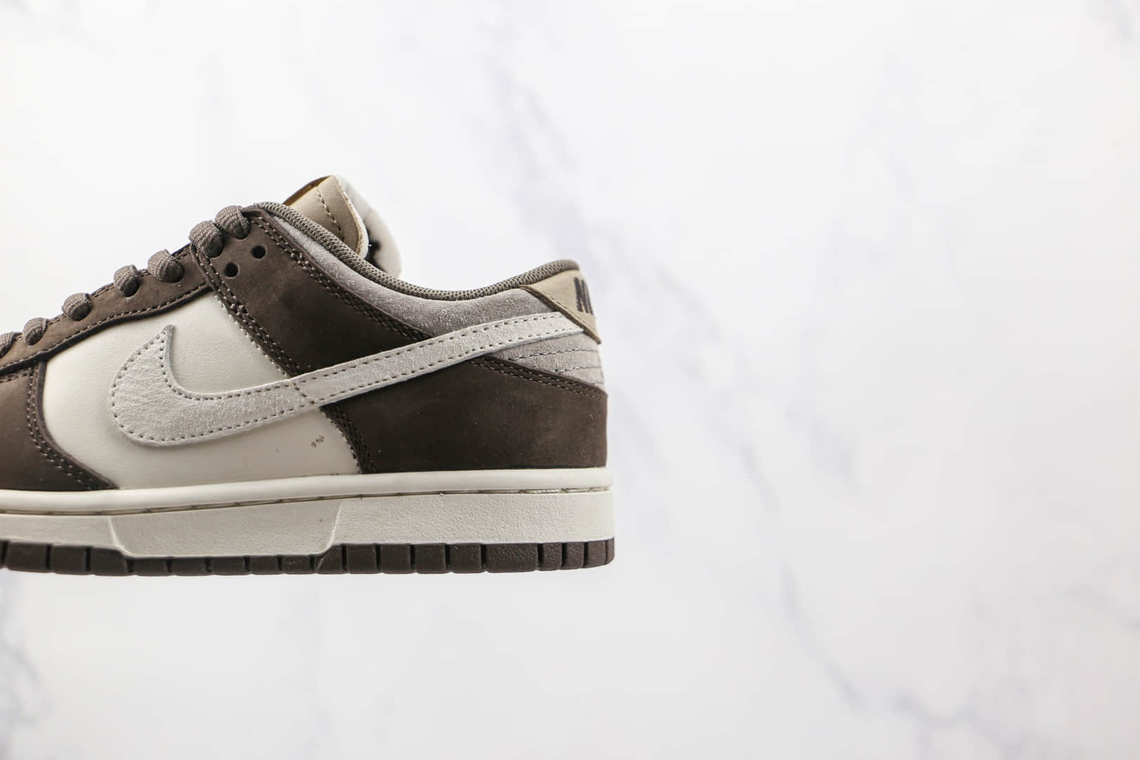耐克Nike SB Dunk Low Steamboy OST x Otomo Katsuhiro联名款纯原版本低帮SB DUNK棕白色灰棕摩卡板鞋内置气垫 货号:LF0039-001