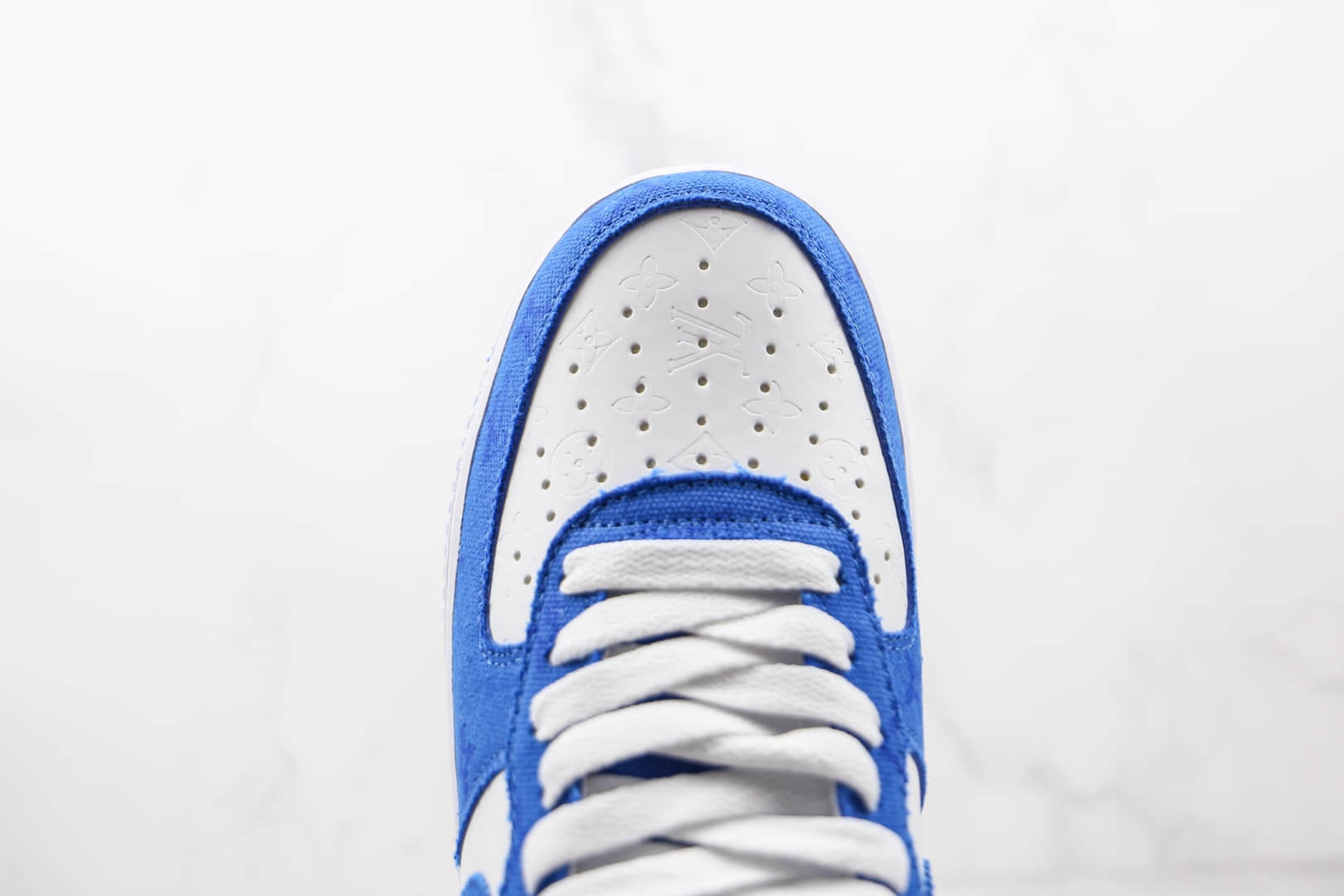 耐克Louis Vuitton x Nike Air Force 1 Low公司级版本路易威登联名空军一号LV板鞋白蓝色内置气垫 货号:LA2314-103