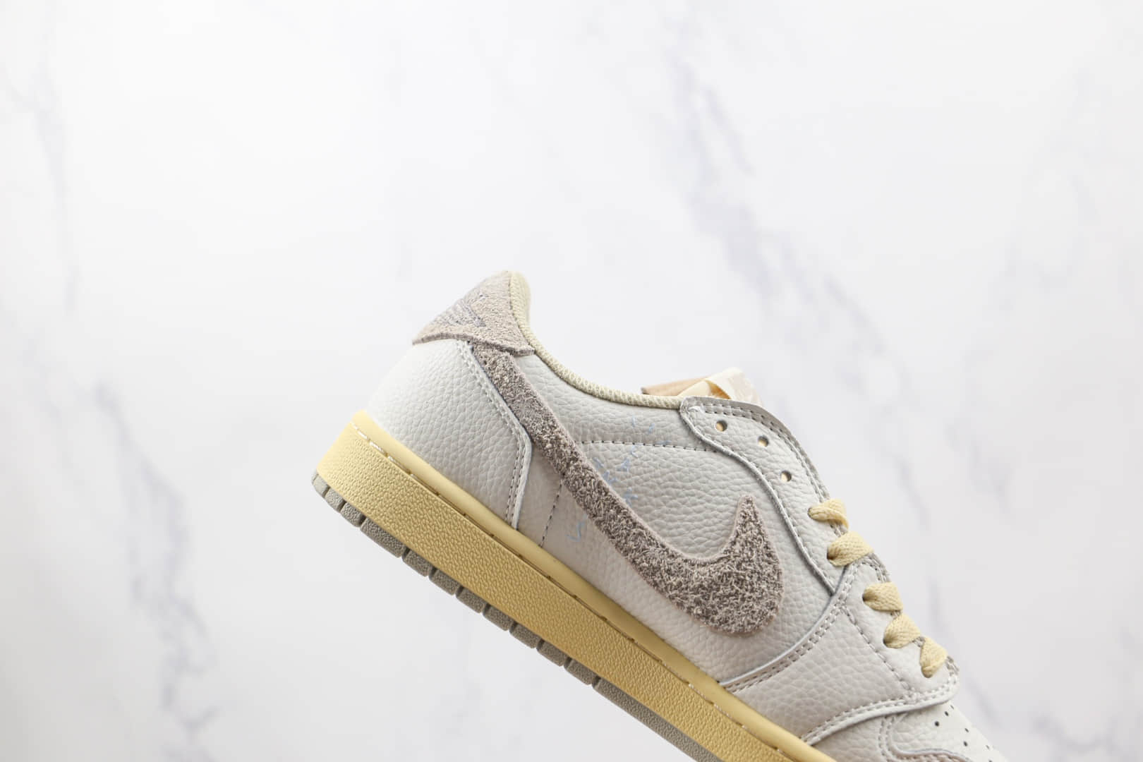 乔丹Air Jordan 1 Low纯原版本低帮AJ1米灰色倒勾板鞋原盒原标 货号:DM7866-169