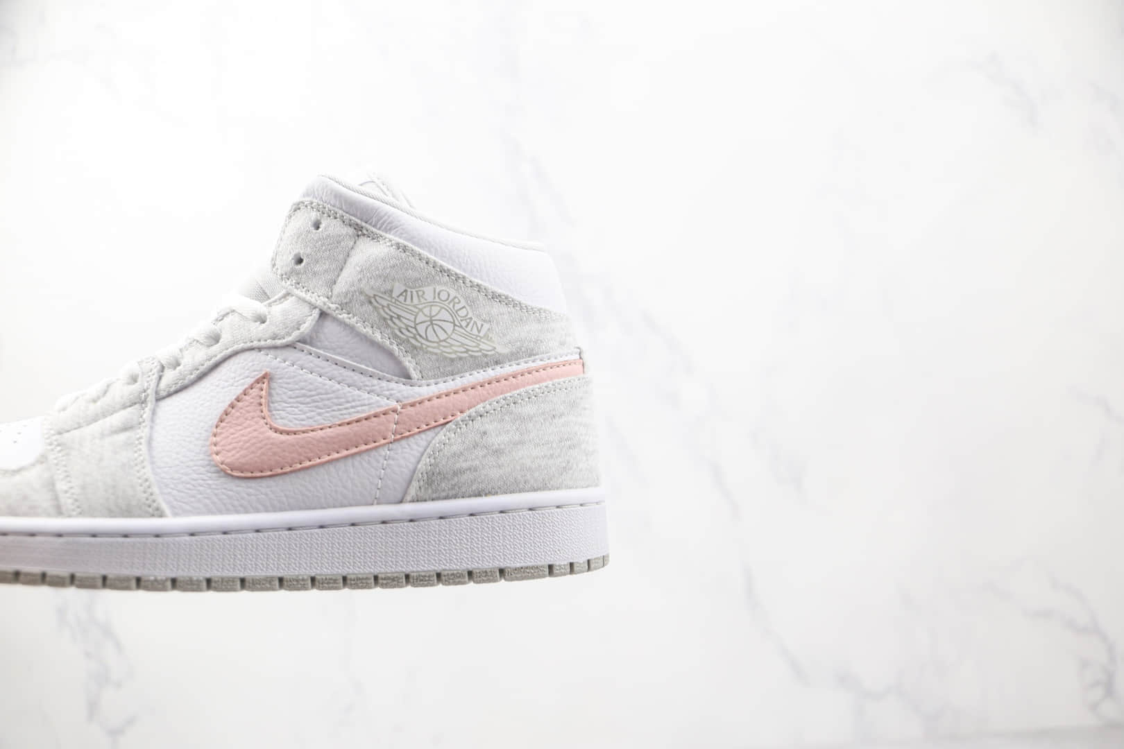 乔丹Air Jordan 1 Mid SE Light Iron Ore纯原版本中帮AJ1灰白粉色板鞋原档案数据开发 货号:DN4045-001