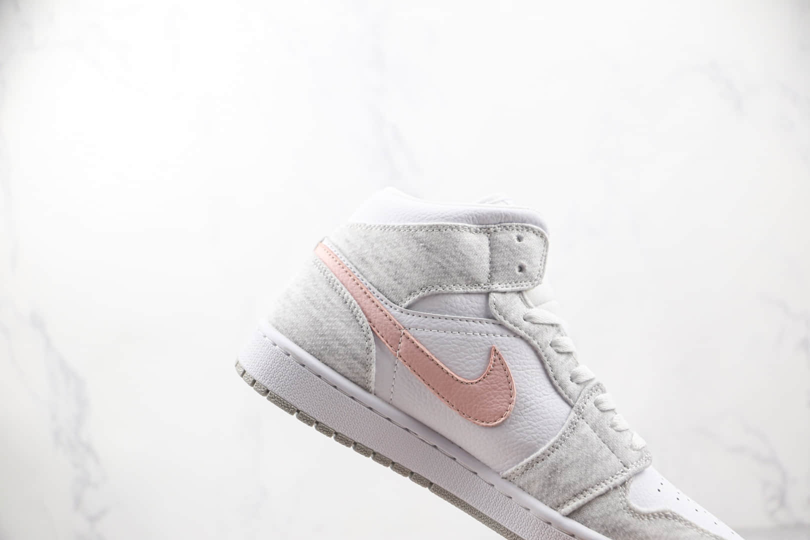 乔丹Air Jordan 1 Mid SE Light Iron Ore纯原版本中帮AJ1灰白粉色板鞋原档案数据开发 货号:DN4045-001