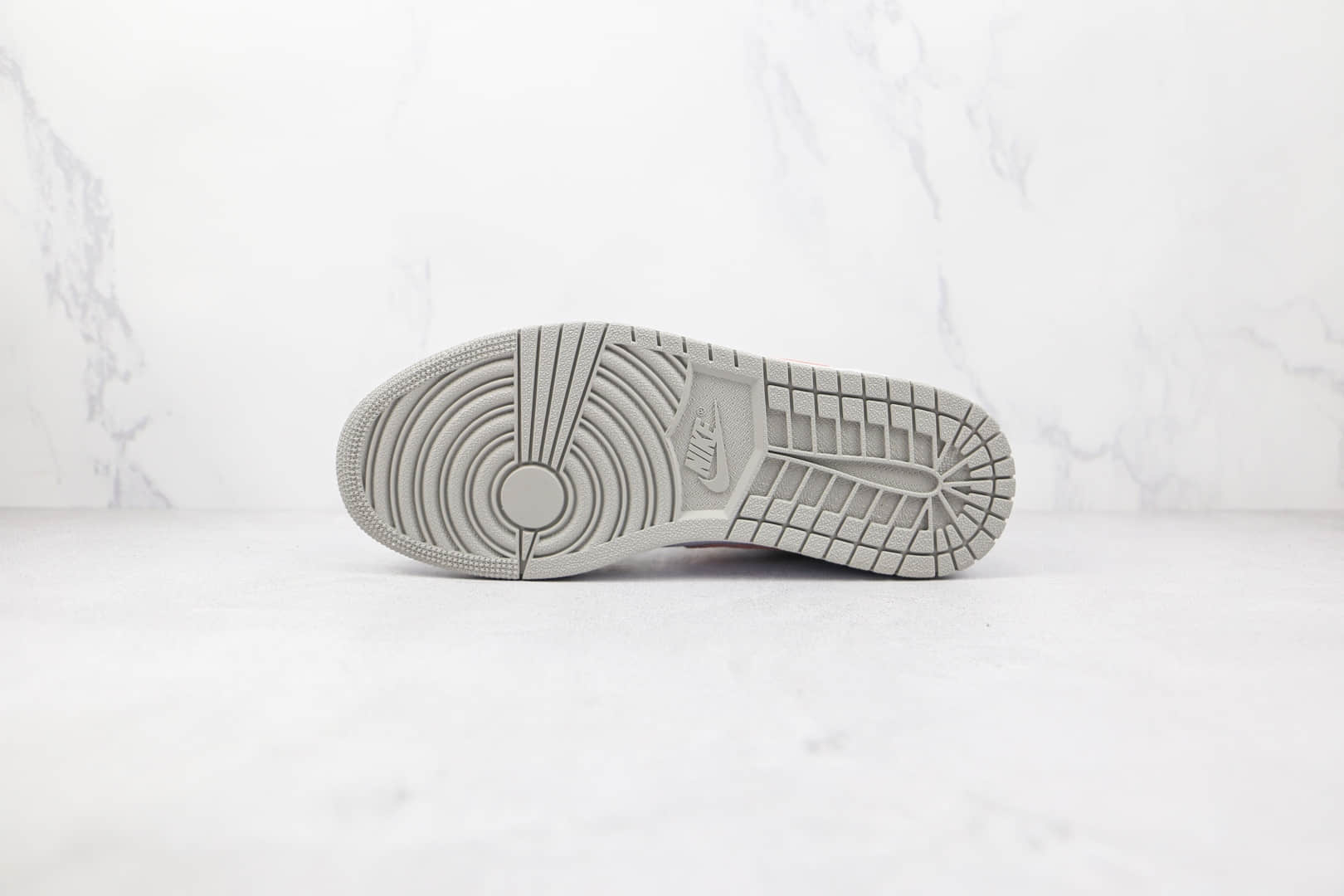 乔丹Air Jordan 1 Mid SE Light Iron Ore纯原版本中帮AJ1灰白粉色板鞋原档案数据开发 货号:DN4045-001