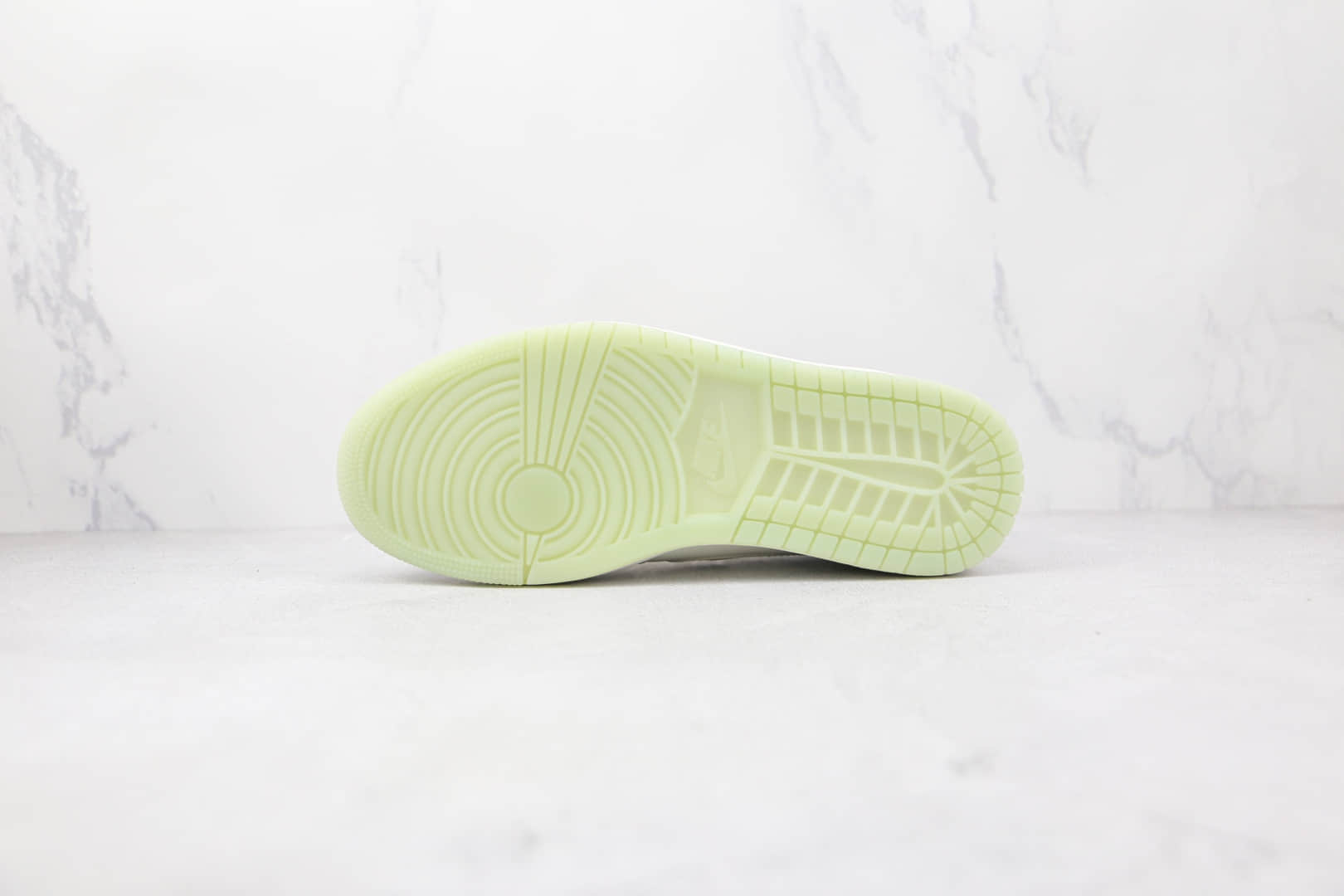 乔丹Air Jordan 1 Low纯原版本低帮AJ1白色倒勾板鞋原盒原标 货号:DM7866-149