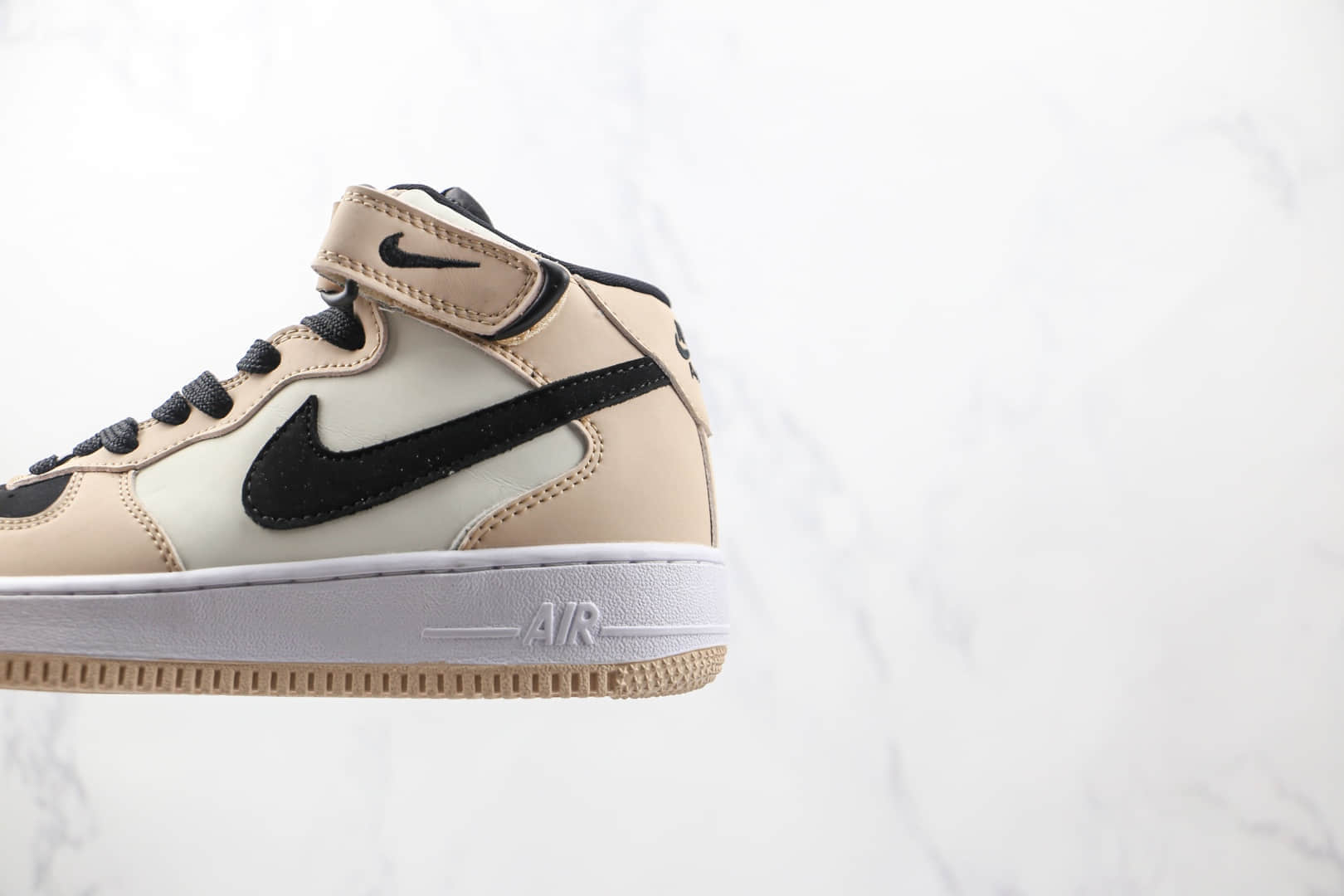 耐克Nike Air Force 1 07纯原版本中帮空军一号奶茶色板鞋内置气垫 货号:HD2523-156