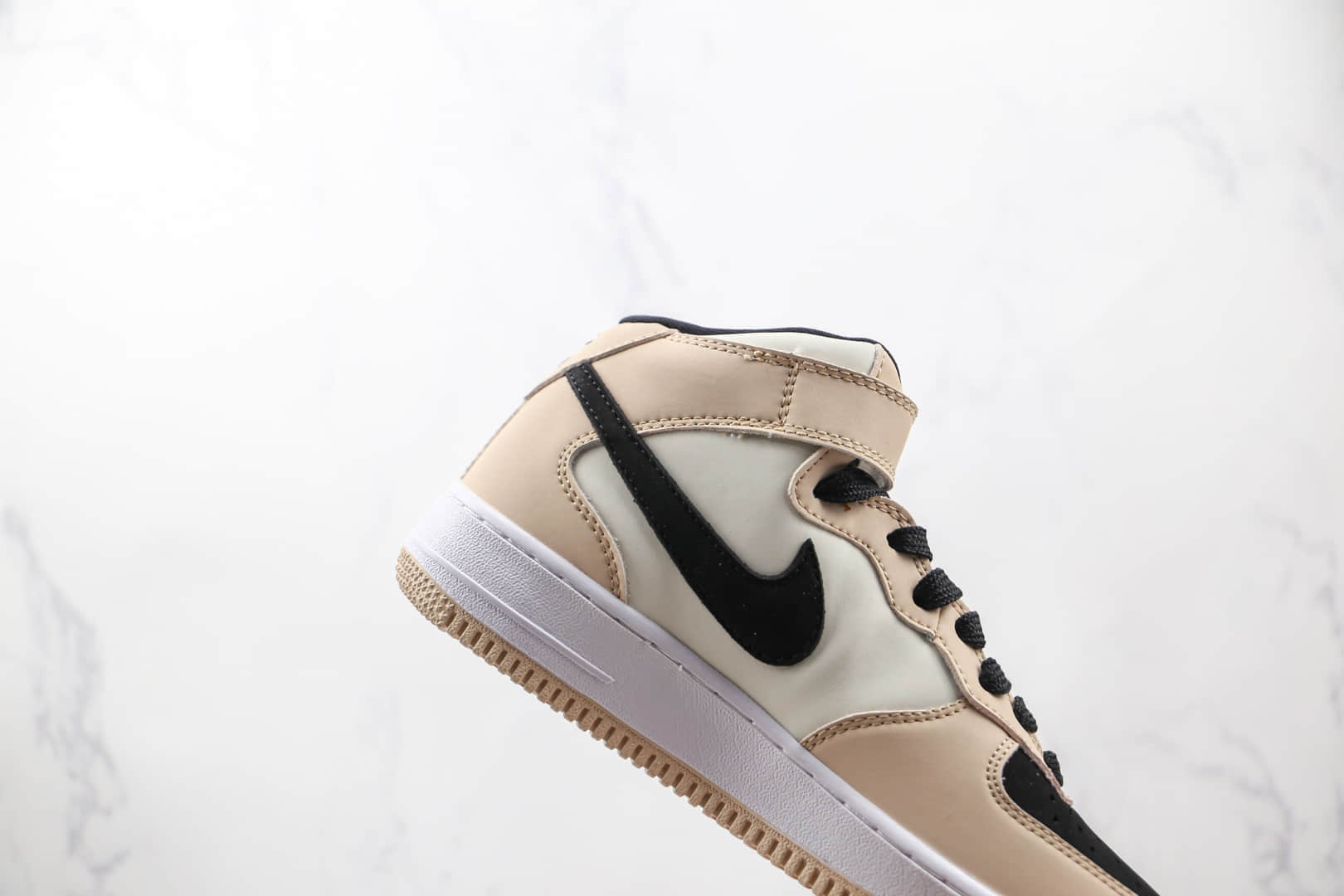 耐克Nike Air Force 1 07纯原版本中帮空军一号奶茶色板鞋内置气垫 货号:HD2523-156