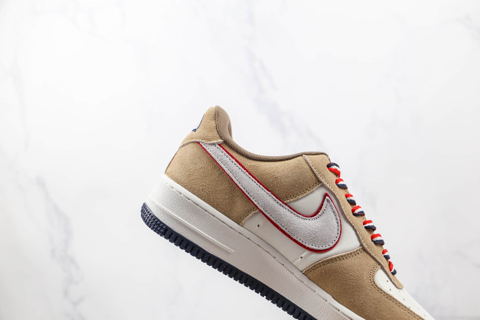耐克Nike Air Force 1 Athletic Club纯原版本低帮空军一号西班牙毕尔巴鄂竞技俱乐部联名款米黄色红边板鞋原盒原标 货号:DQ5079-111