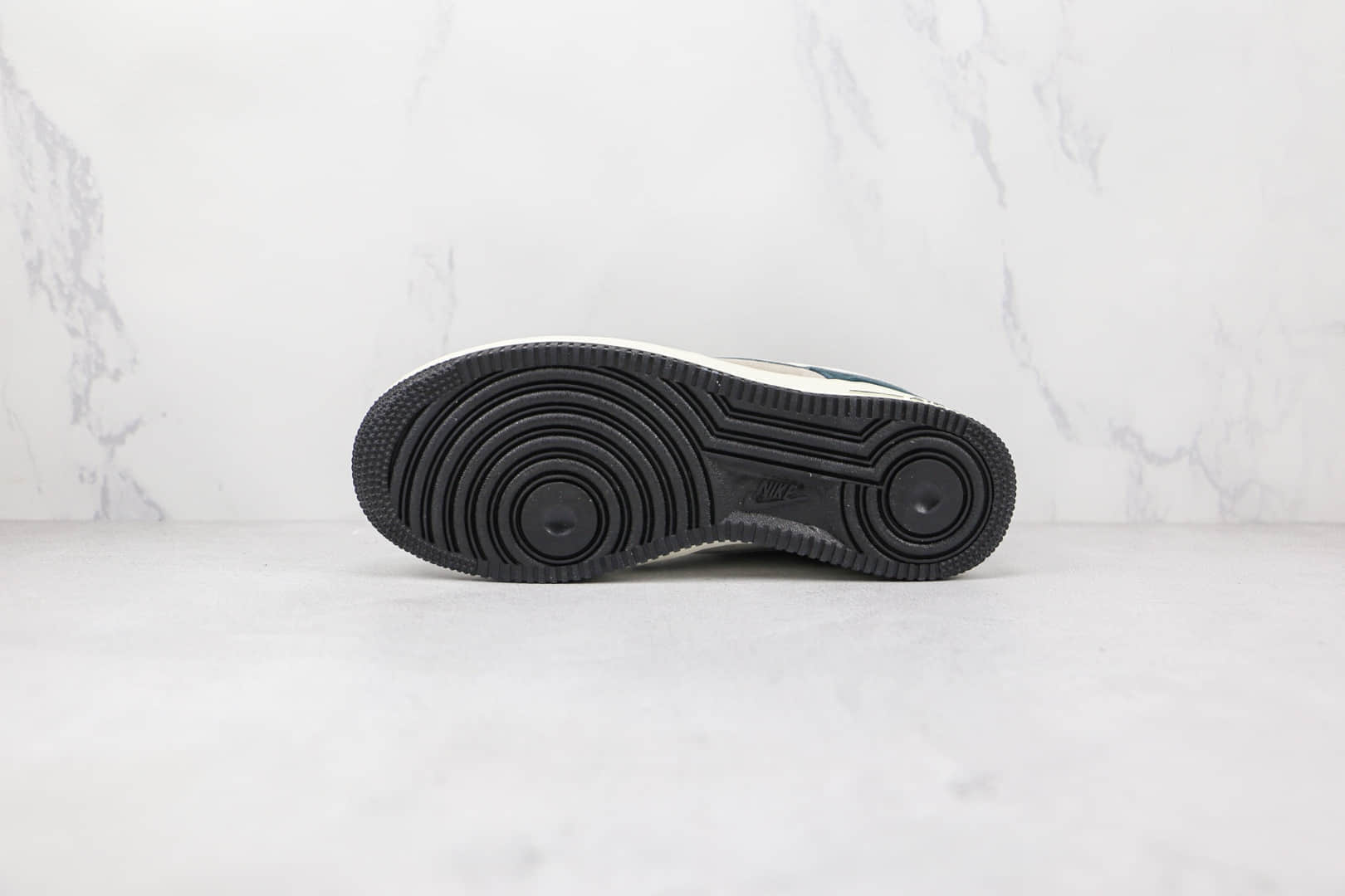 耐克Nike Air Force 1‘07纯原版本低帮空军一号藏青灰蓝绿色麂皮板鞋原鞋开模 货号:NT9955-318